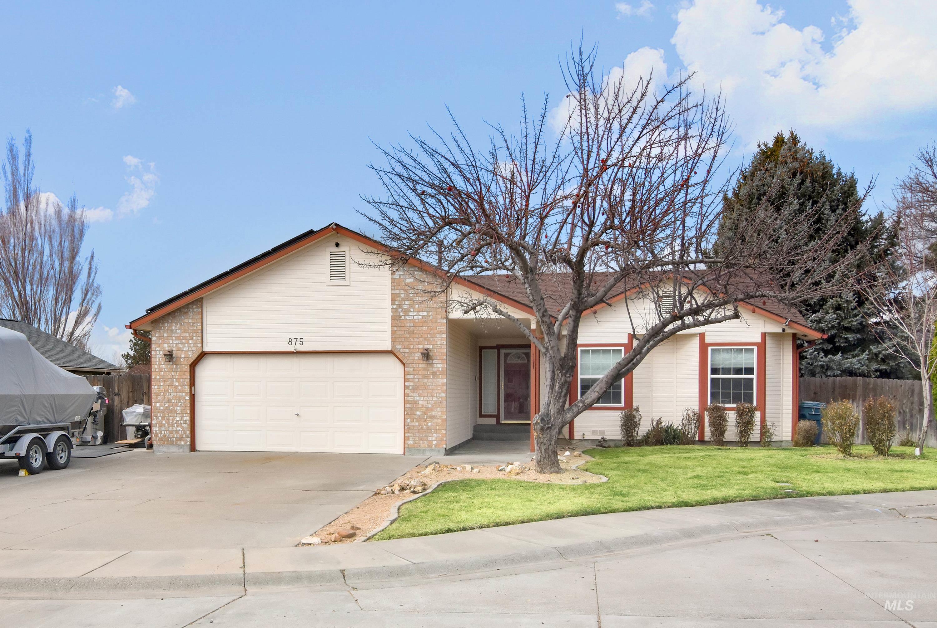 875 Eagle Court, Mountain Home, Idaho 83647, 3 Bedrooms, 2 Bathrooms, Residential For Sale, Price $370,000, 98974677