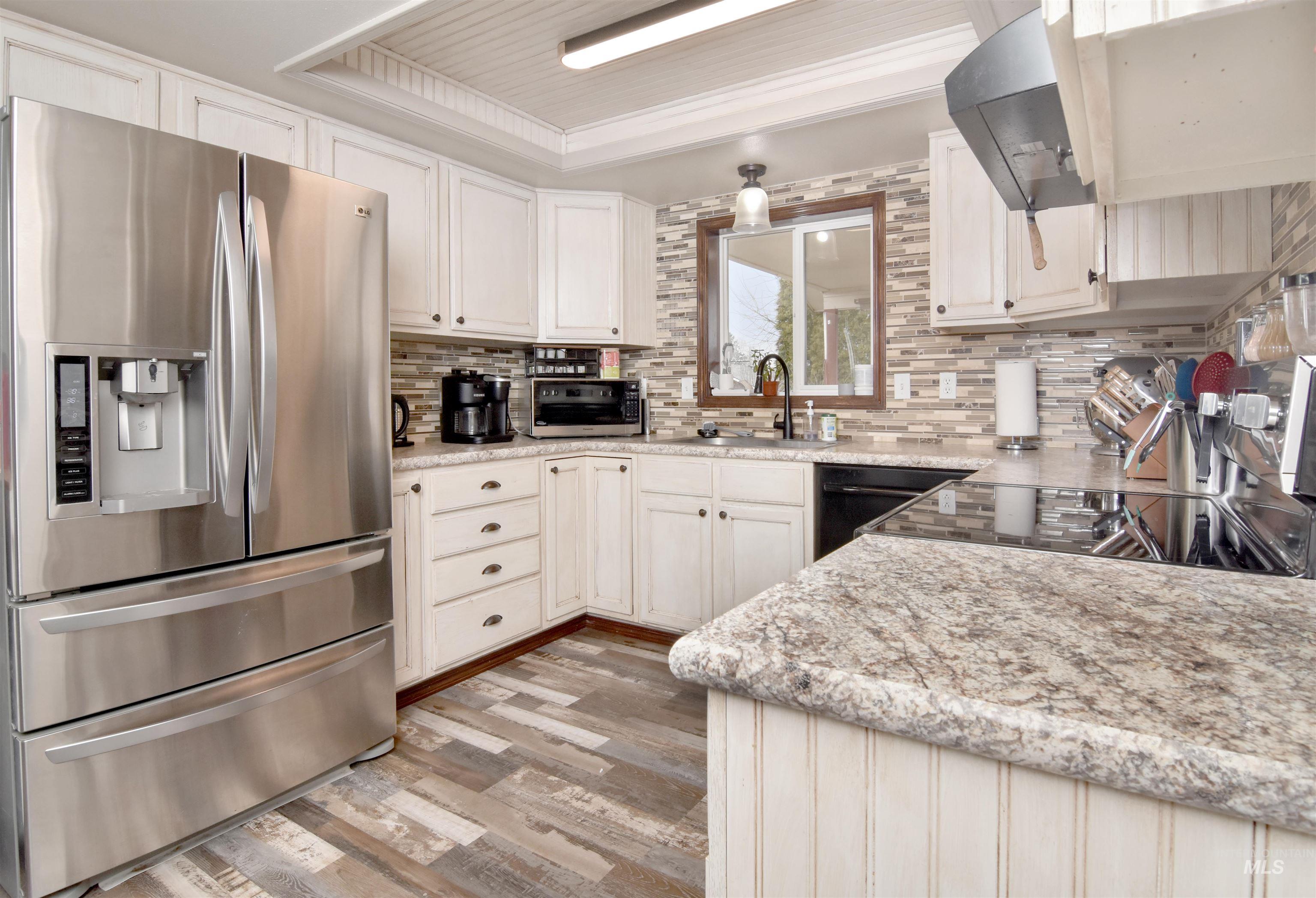 875 Eagle Court, Mountain Home, Idaho 83647, 3 Bedrooms, 2 Bathrooms, Residential For Sale, Price $370,000, 98974677