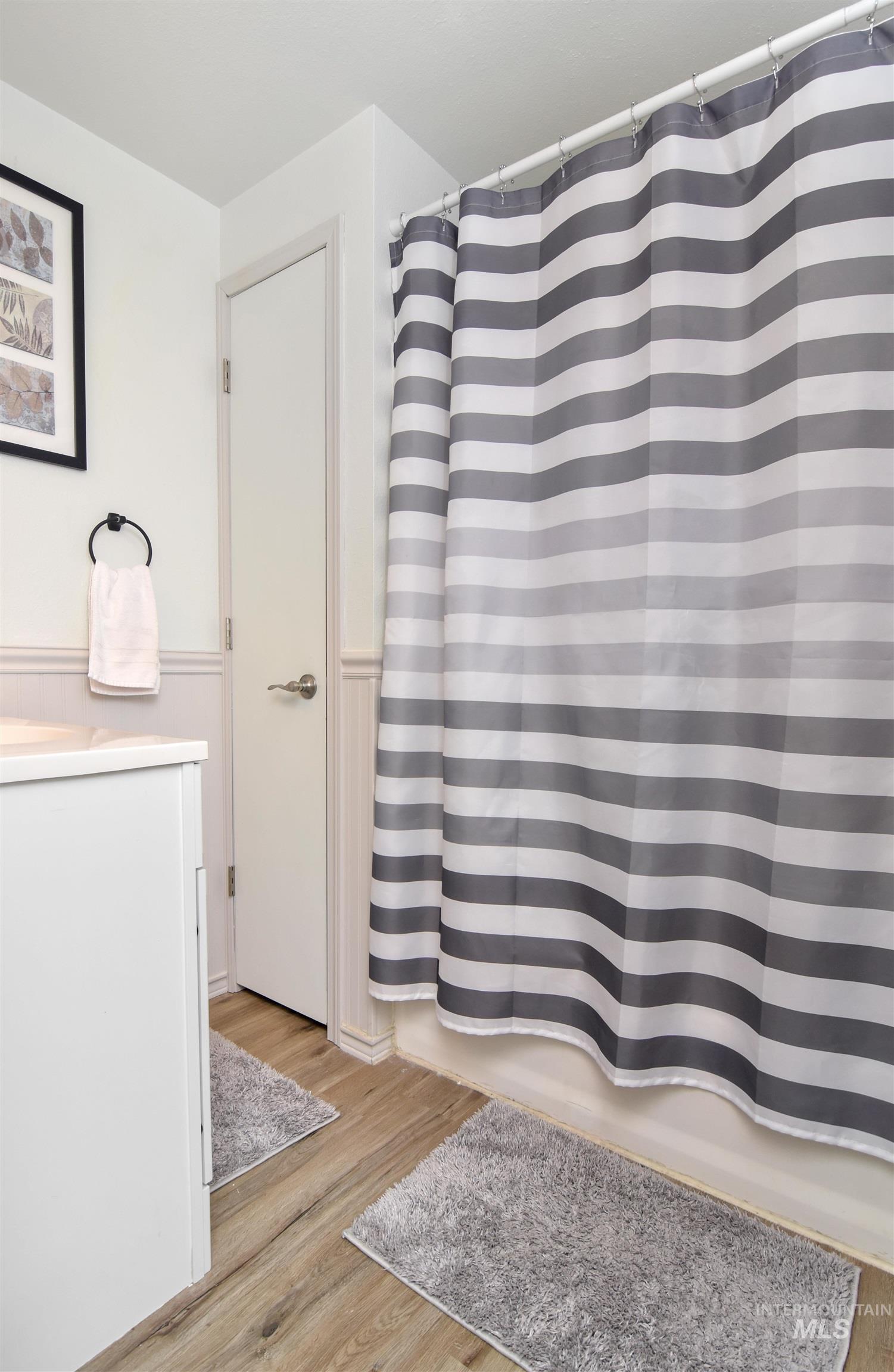 875 Eagle Court, Mountain Home, Idaho 83647, 3 Bedrooms, 2 Bathrooms, Residential For Sale, Price $370,000, 98974677