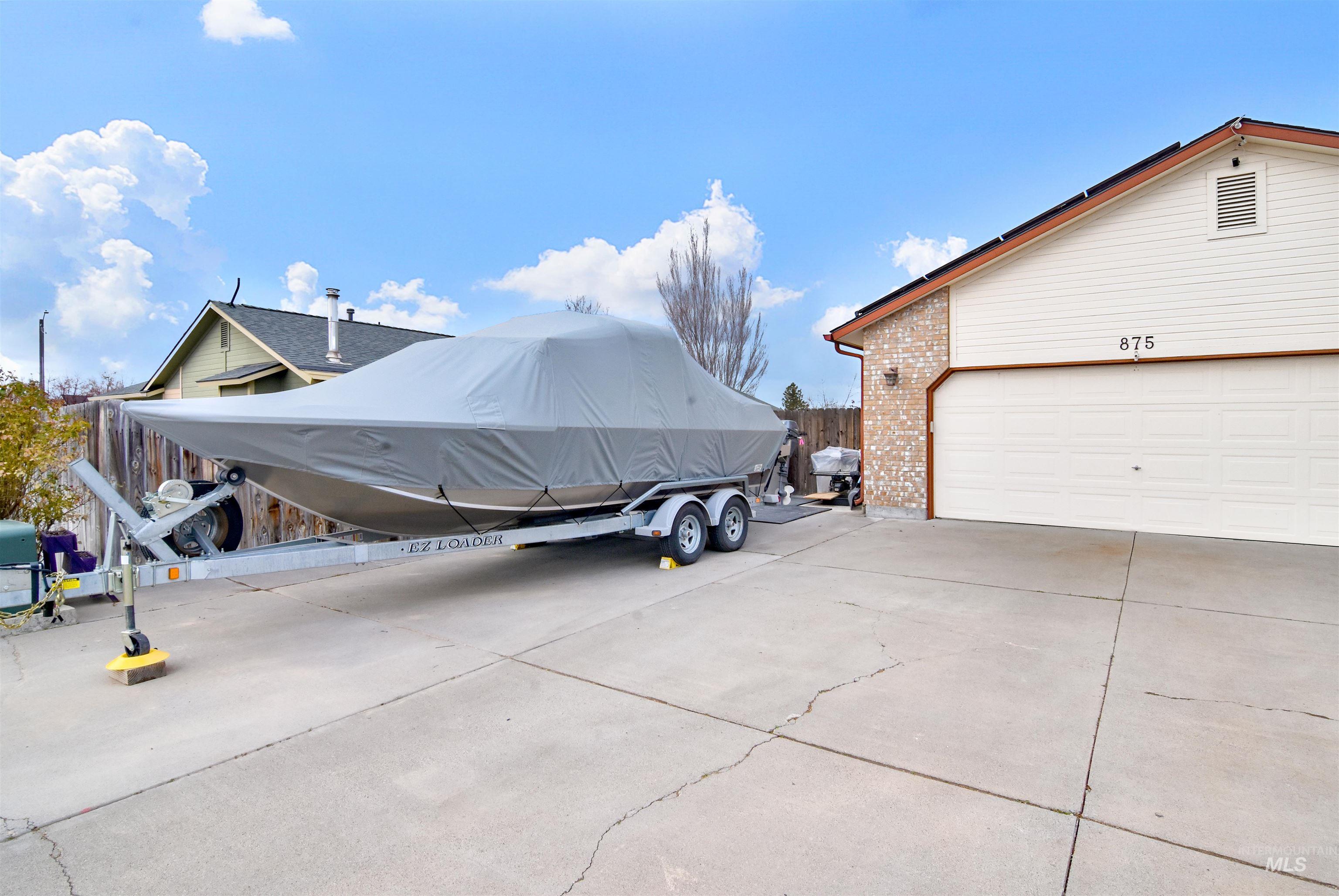 875 Eagle Court, Mountain Home, Idaho 83647, 3 Bedrooms, 2 Bathrooms, Residential For Sale, Price $370,000, 98974677