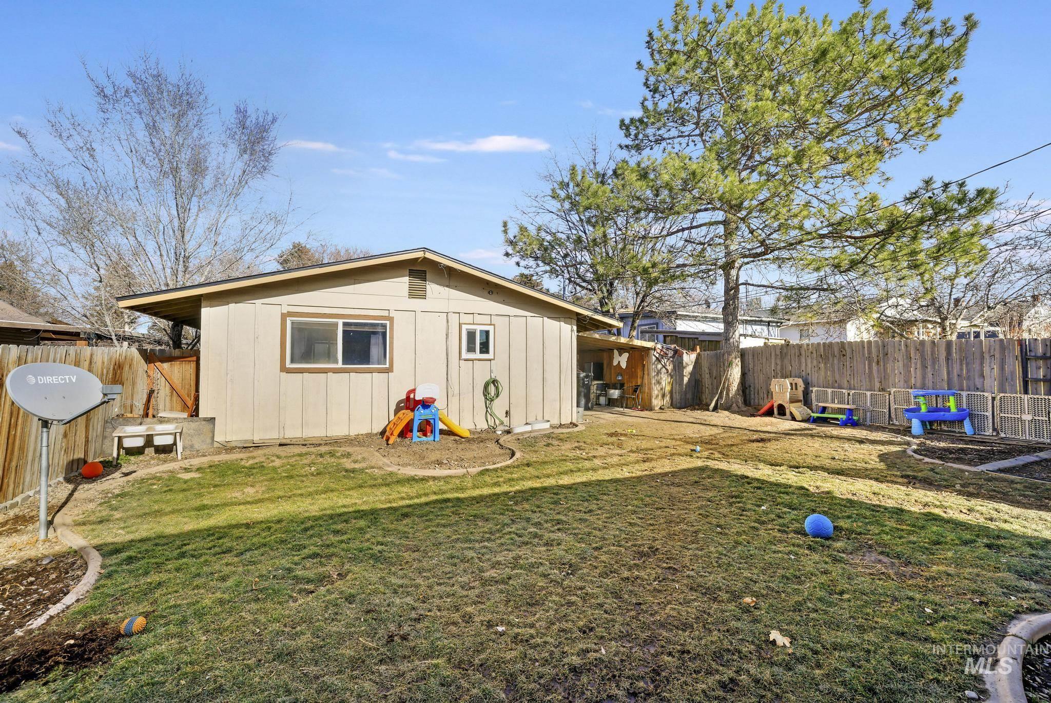 117 N 14th, Buhl, Idaho 83316, 3 Bedrooms, 2 Bathrooms, Residential For Sale, Price $264,900,MLS 98974678