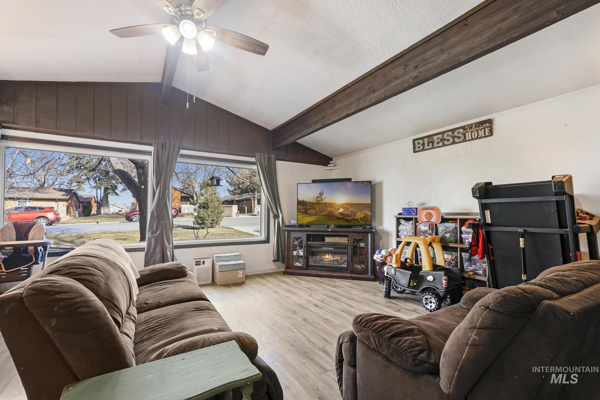 117 N 14th, Buhl, Idaho 83316, 3 Bedrooms, 2 Bathrooms, Residential For Sale, Price $264,900,MLS 98974678