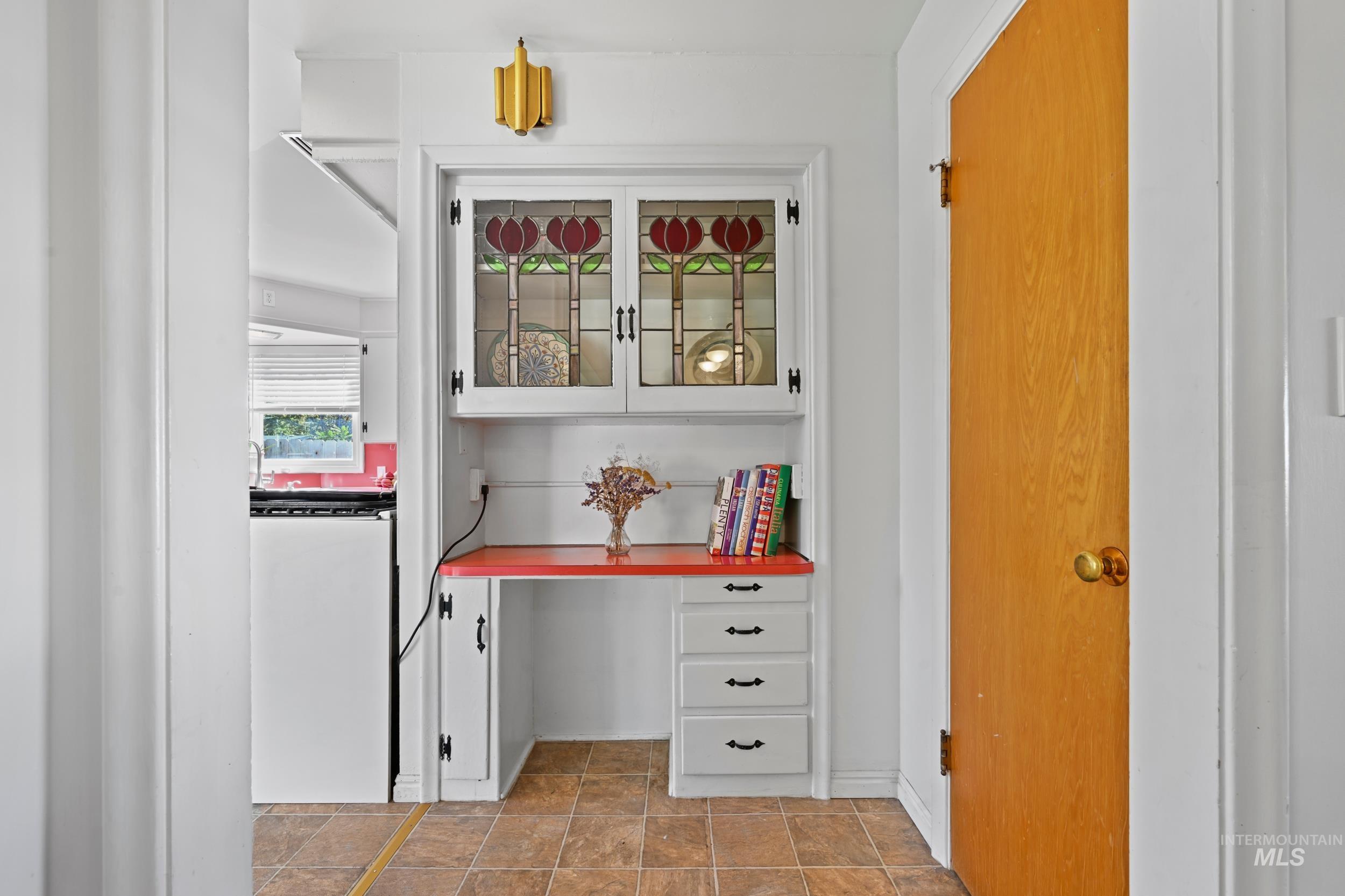 1915 S Montana Ave, Caldwell, Idaho 83605, 2 Bedrooms, 1 Bathroom, Residential For Sale, Price $315,000,MLS 98974679