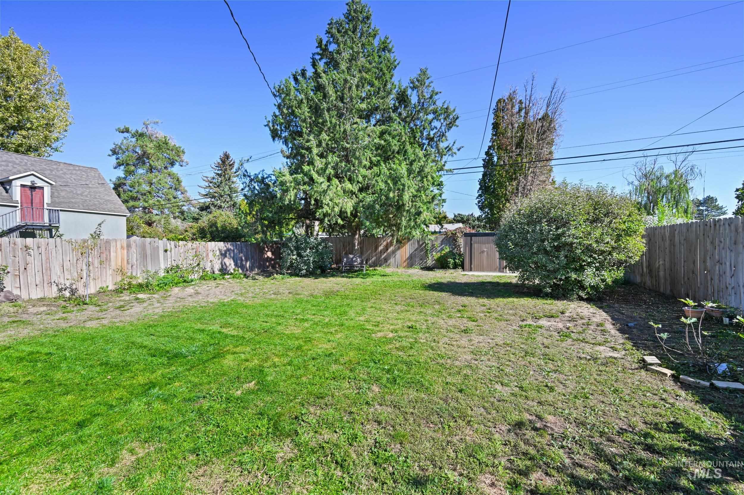 1915 S Montana Ave, Caldwell, Idaho 83605, 2 Bedrooms, 1 Bathroom, Residential For Sale, Price $315,000,MLS 98974679