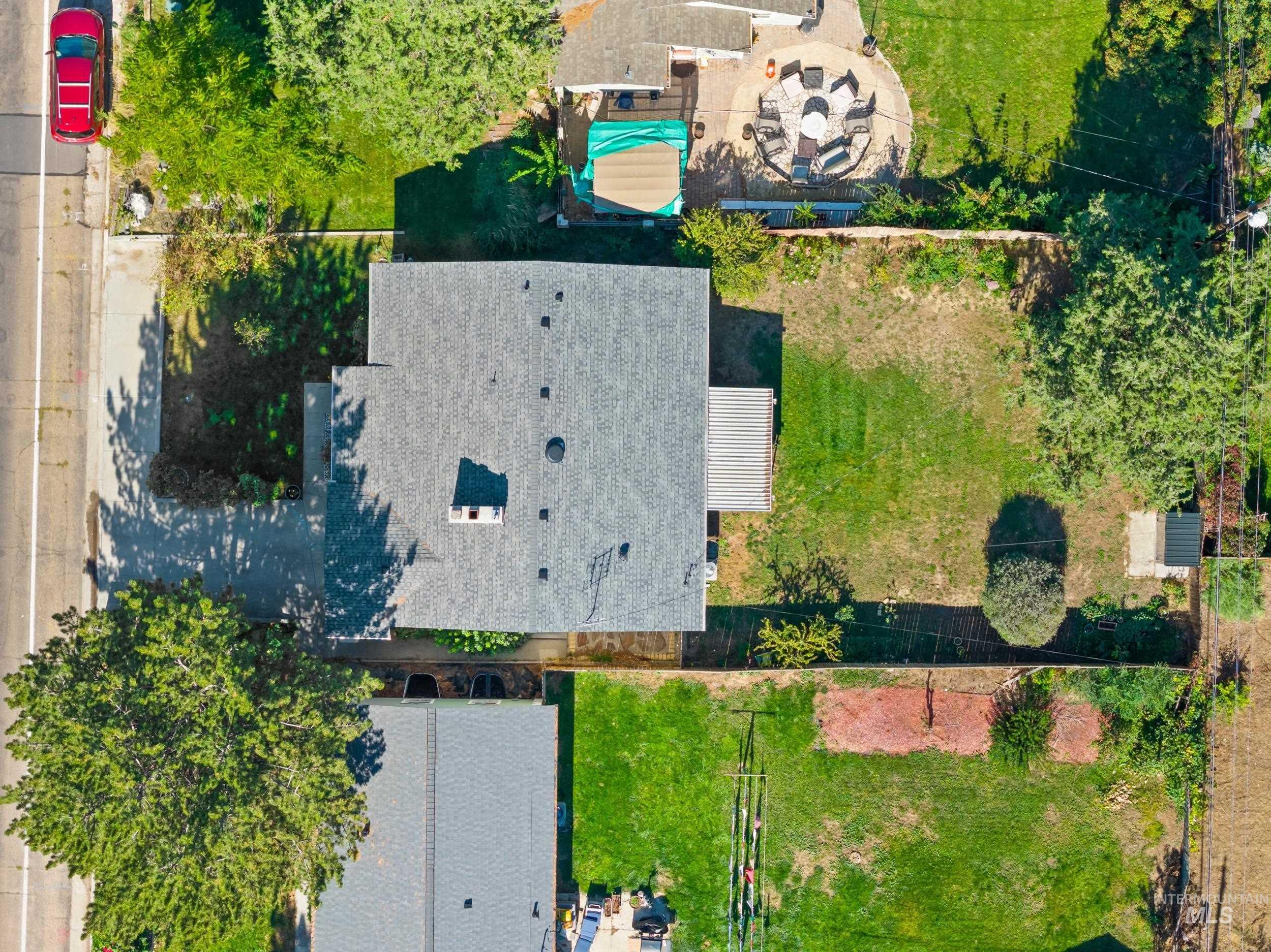 1915 S Montana Ave, Caldwell, Idaho 83605, 2 Bedrooms, 1 Bathroom, Residential For Sale, Price $315,000,MLS 98974679