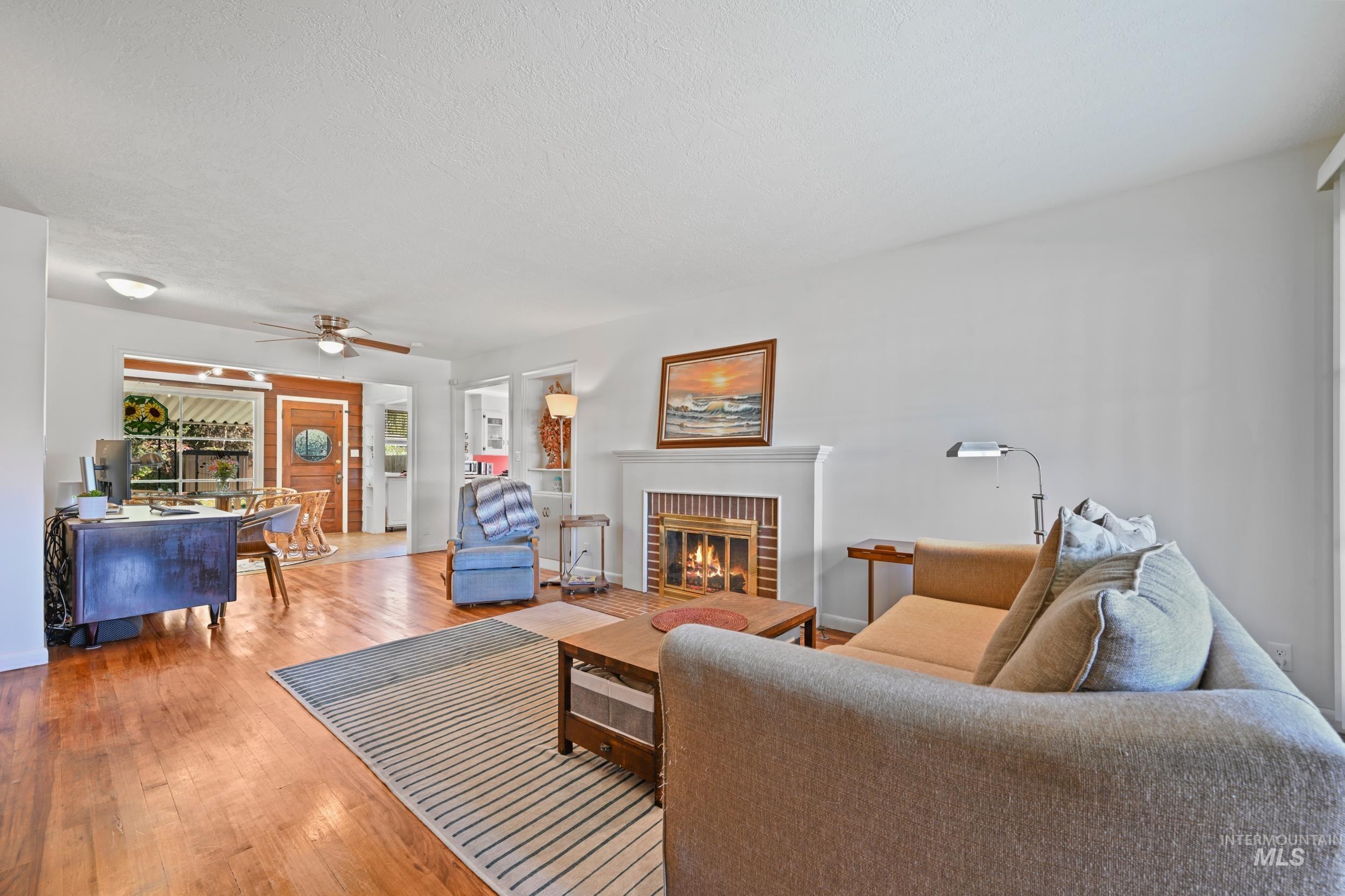 1915 S Montana Ave, Caldwell, Idaho 83605, 2 Bedrooms, 1 Bathroom, Residential For Sale, Price $315,000,MLS 98974679