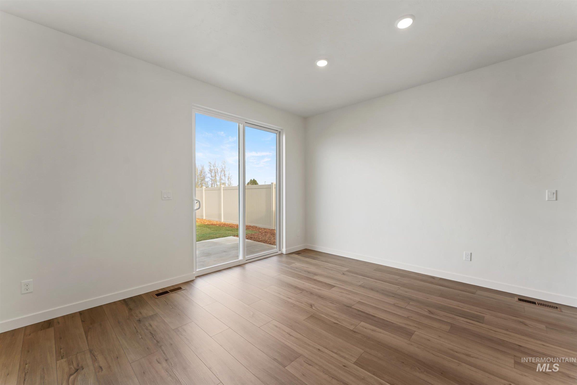 7657 E Bullhead St, Nampa, Idaho 83687, 3 Bedrooms, 2 Bathrooms, Residential For Sale, Price $369,990,MLS 98974680