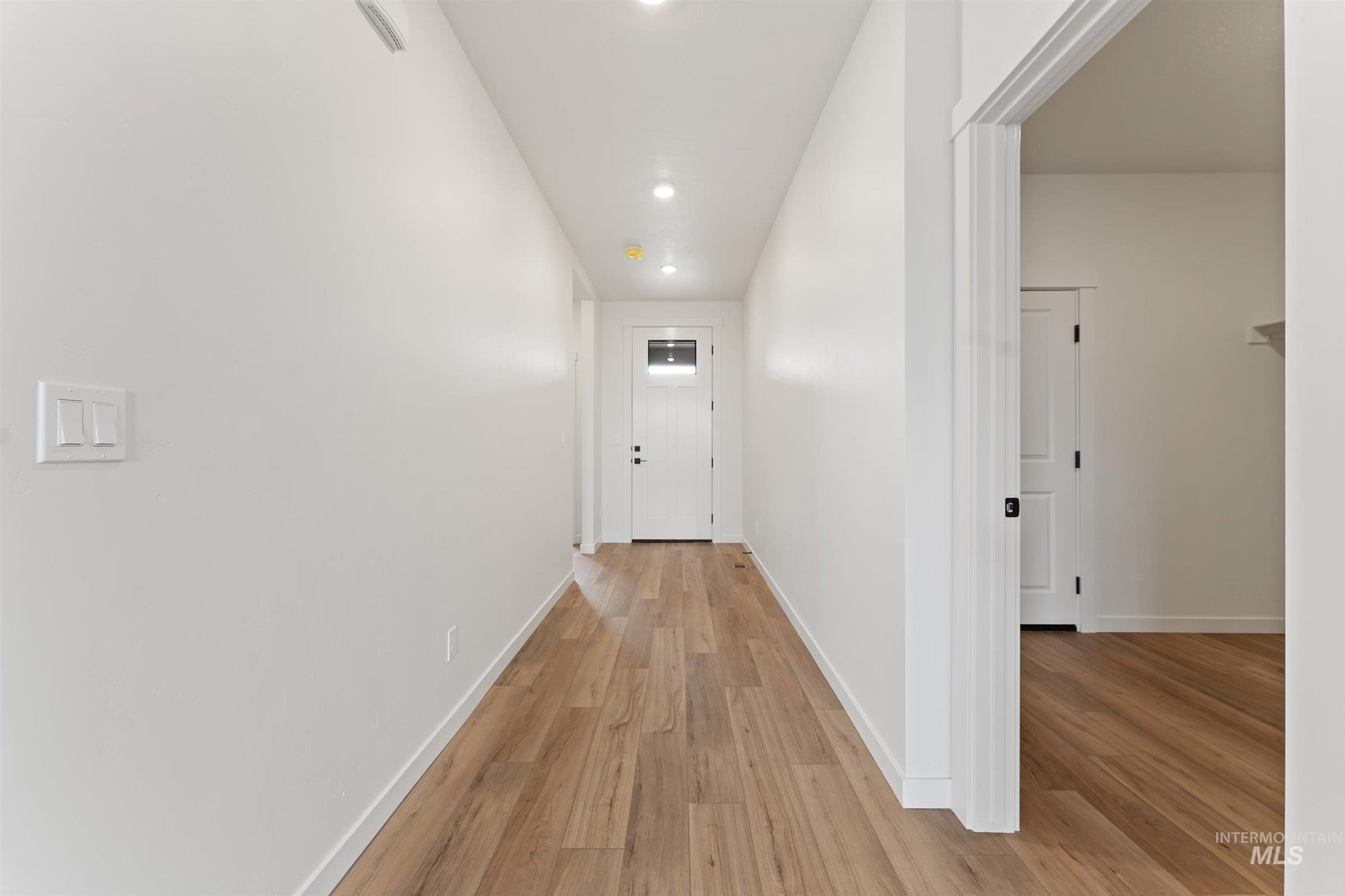 7657 E Bullhead St, Nampa, Idaho 83687, 3 Bedrooms, 2 Bathrooms, Residential For Sale, Price $369,990,MLS 98974680