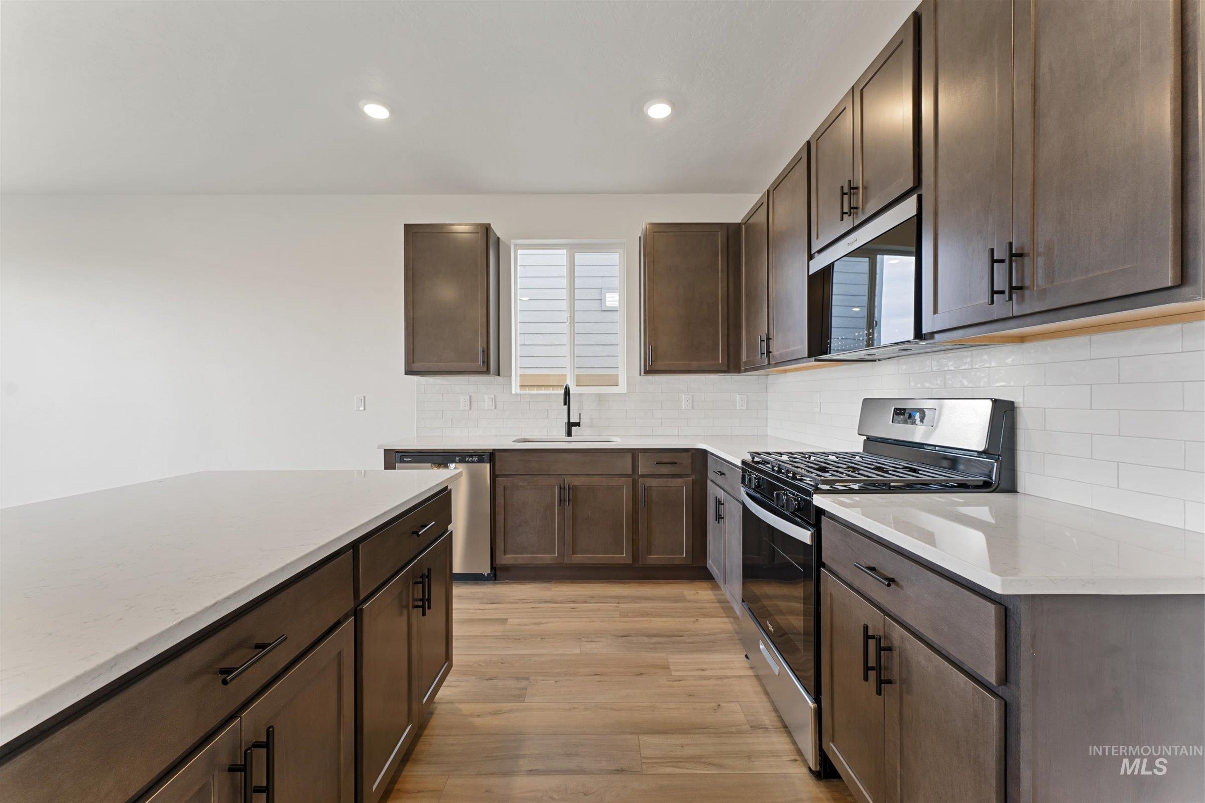 7657 E Bullhead St, Nampa, Idaho 83687, 3 Bedrooms, 2 Bathrooms, Residential For Sale, Price $369,990,MLS 98974680