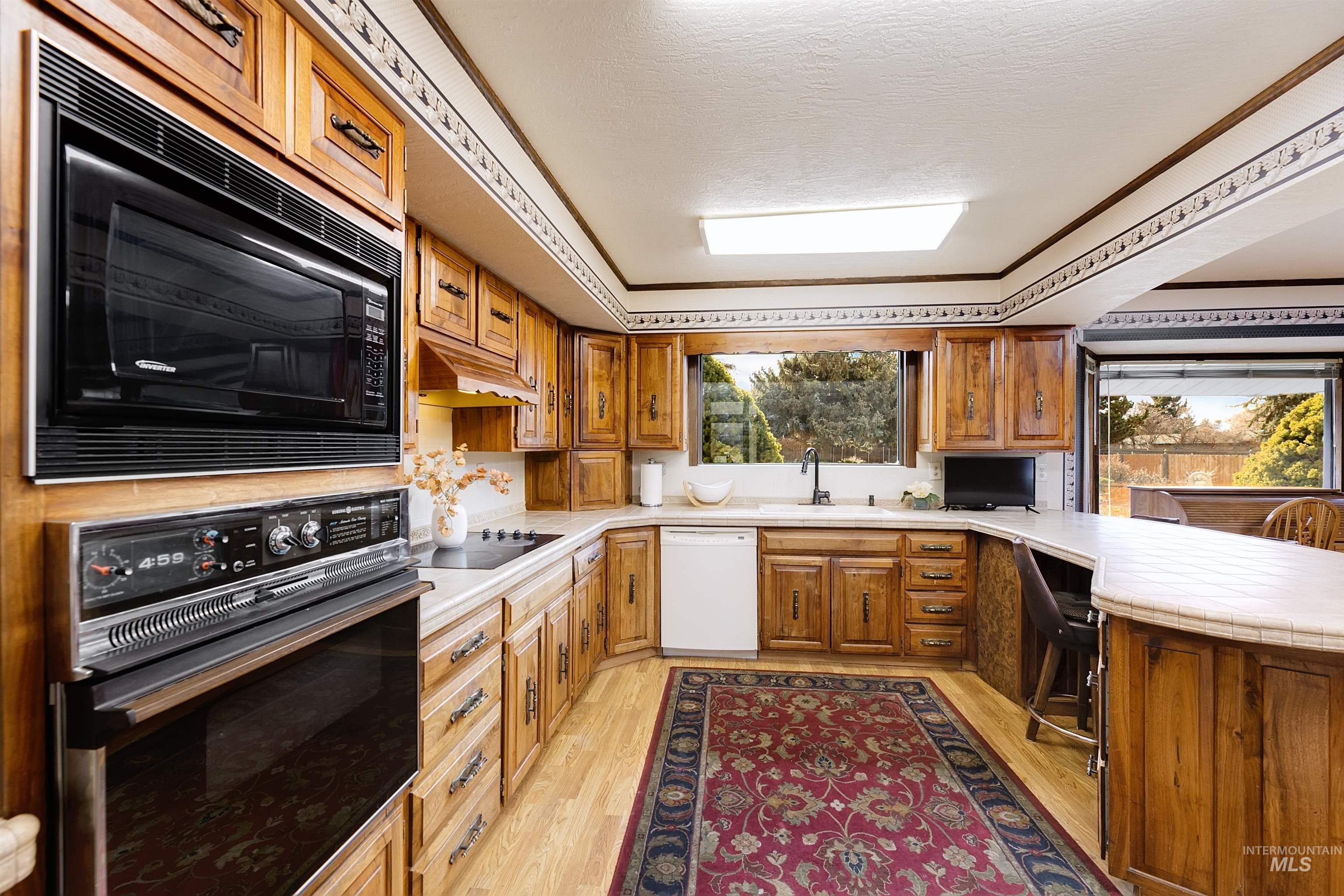 10030 W Stardust Drive, Boise, Idaho 83709, 5 Bedrooms, 3.5 Bathrooms, Residential For Sale, Price $1,149,000,MLS 98974682