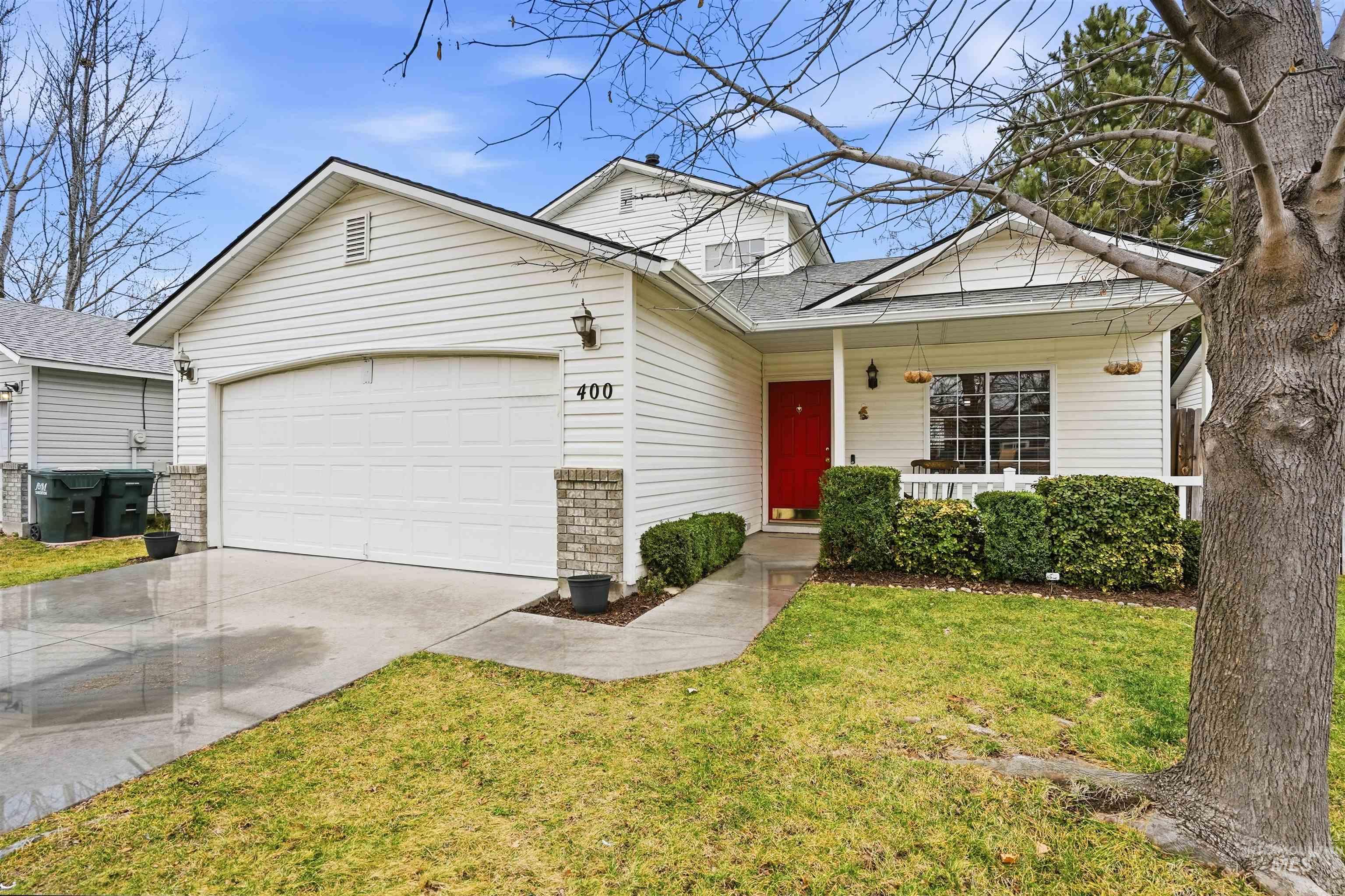 400 W Case St, Kuna, Idaho 83634-3126, 3 Bedrooms, 2 Bathrooms, Residential For Sale, Price $362,500,MLS 98974685