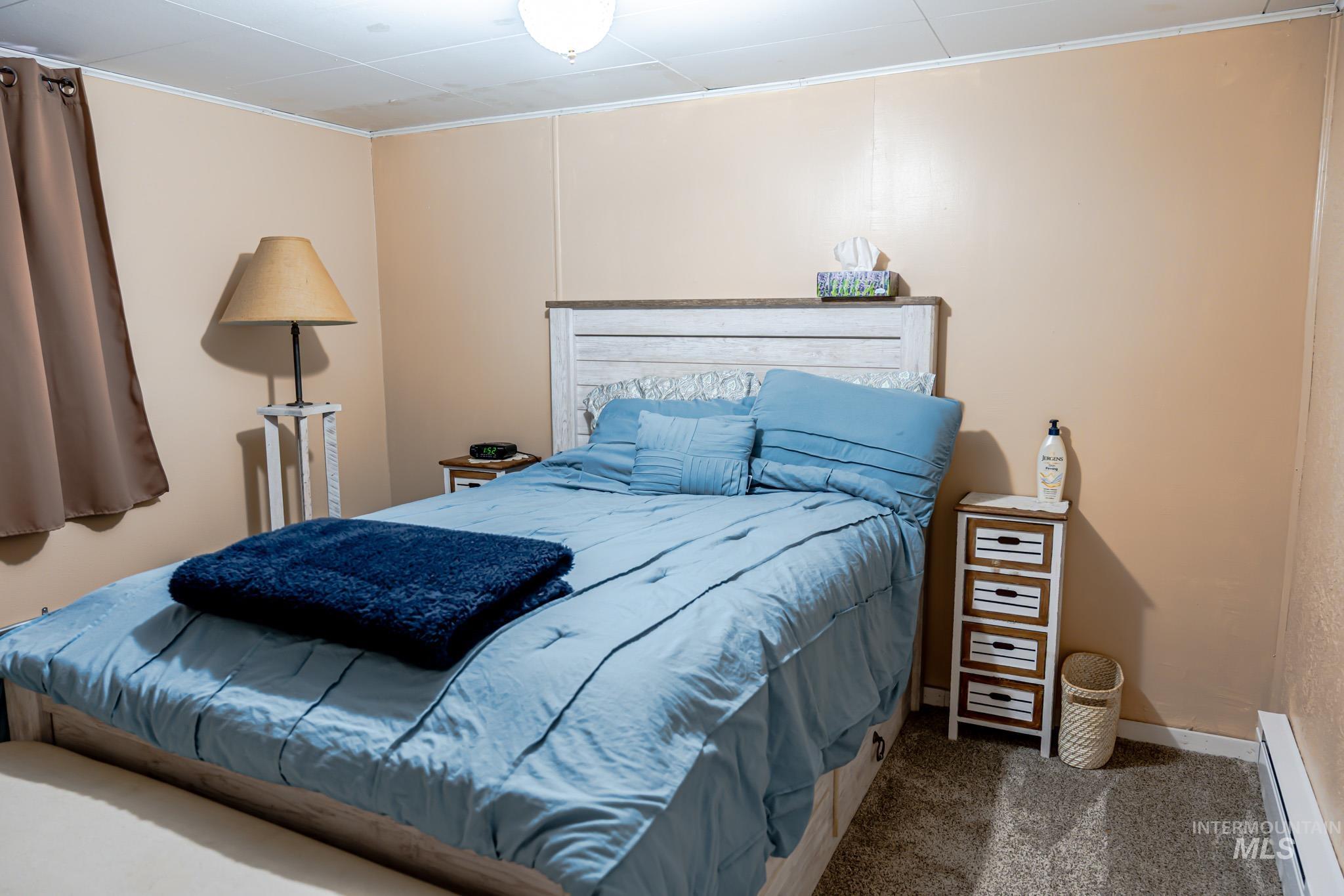 90 E Jefferson, Huntington, Oregon 97907-0000, 5 Bedrooms, 2 Bathrooms, Residential For Sale, Price $239,999,MLS 98974686