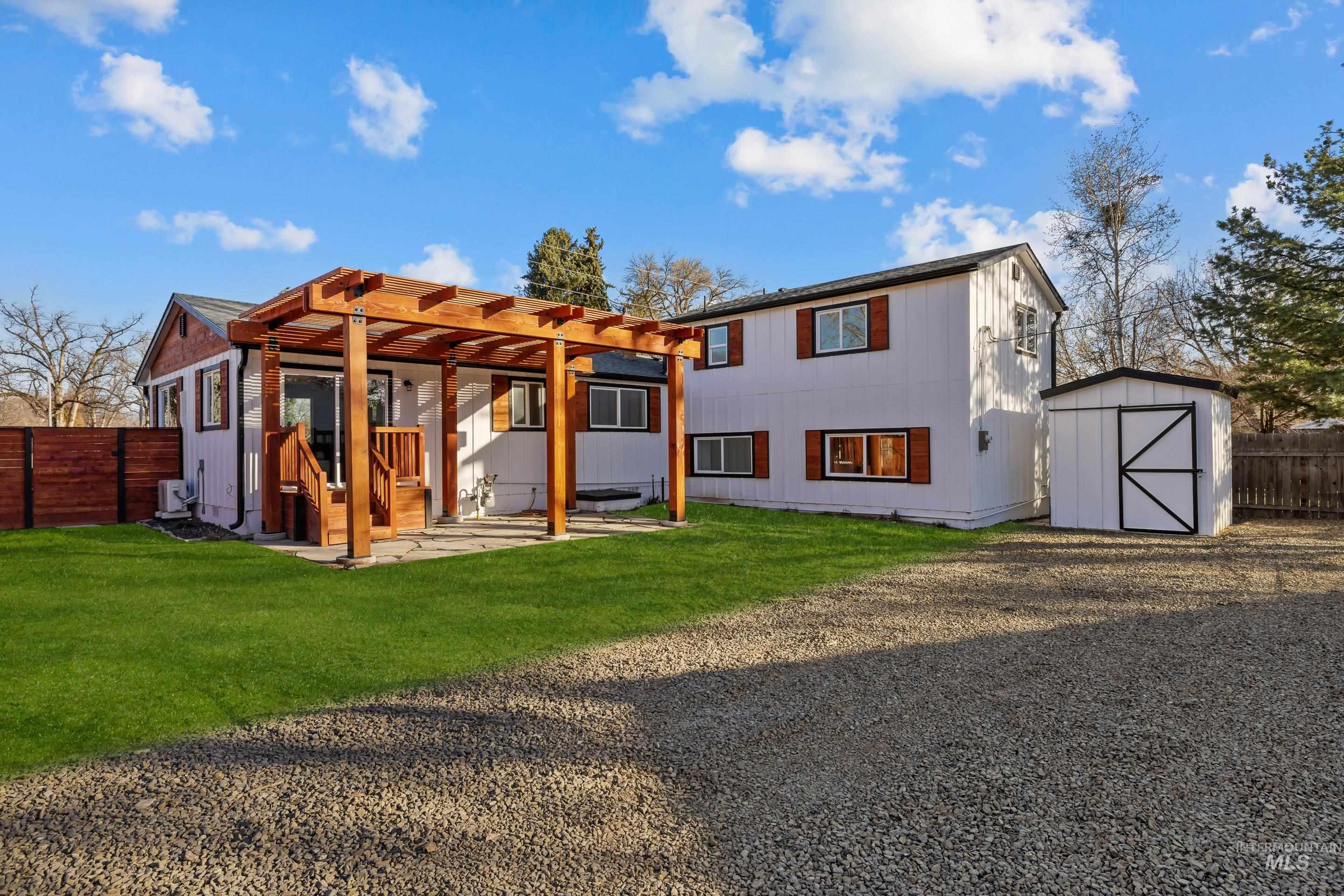 621 N Roosevelt St, Boise, Idaho 83706, 4 Bedrooms, 2 Bathrooms, Residential For Sale, Price $599,000,MLS 98974688