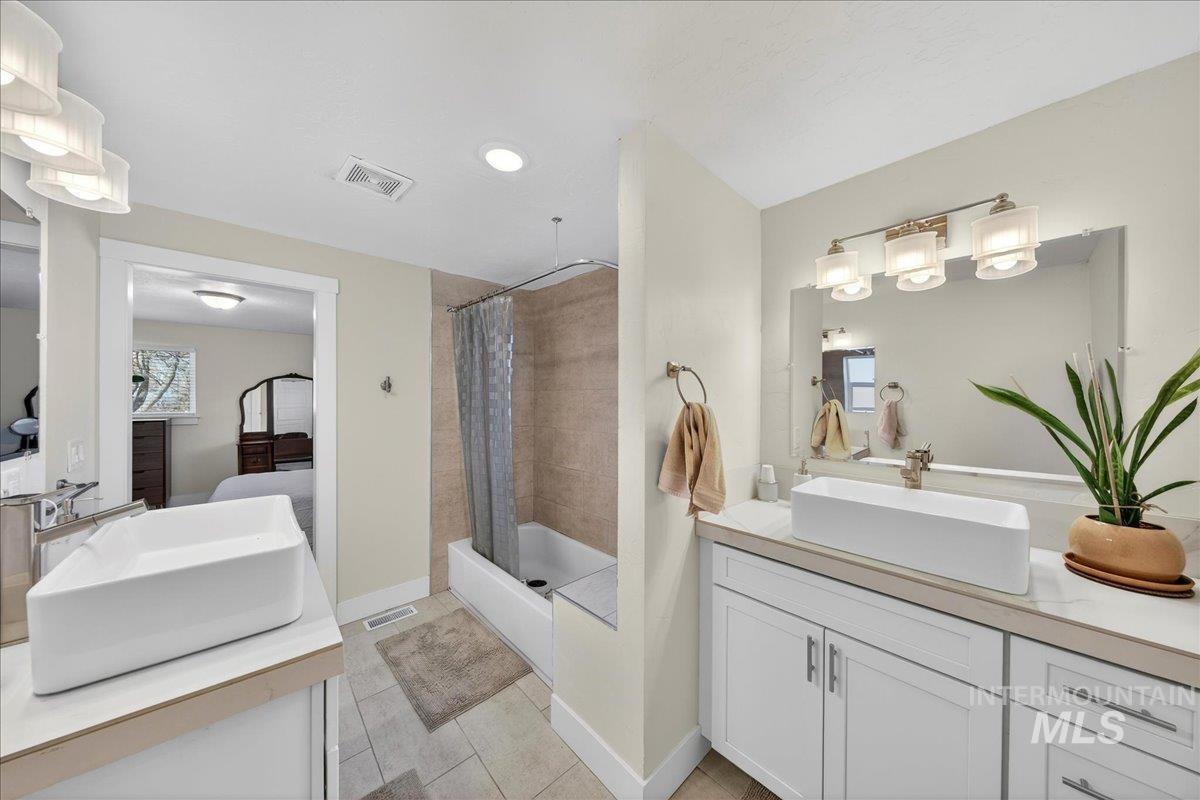 621 N Roosevelt St, Boise, Idaho 83706, 4 Bedrooms, 2 Bathrooms, Residential For Sale, Price $649,900, 98974688