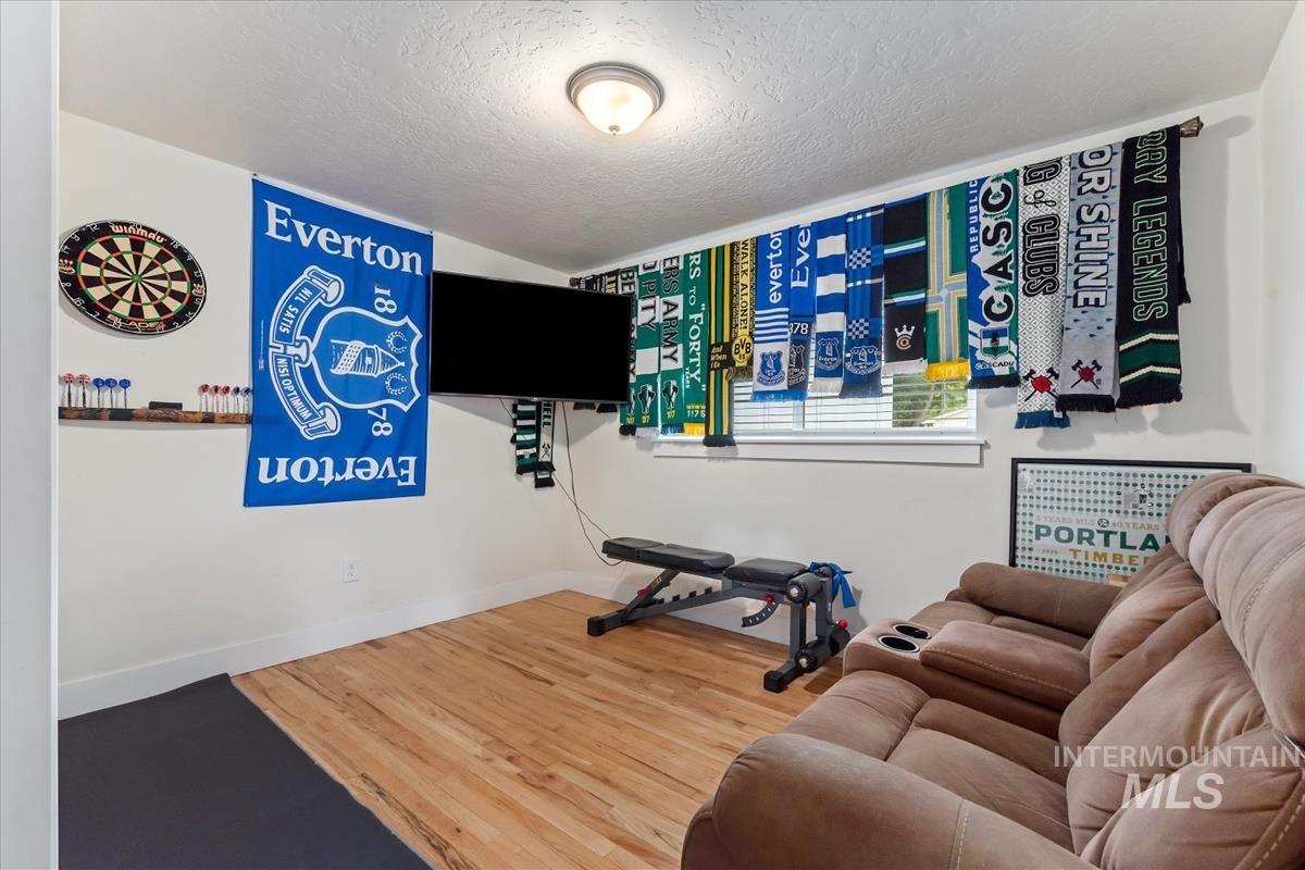 621 N Roosevelt St, Boise, Idaho 83706, 4 Bedrooms, 2 Bathrooms, Residential For Sale, Price $599,000,MLS 98974688