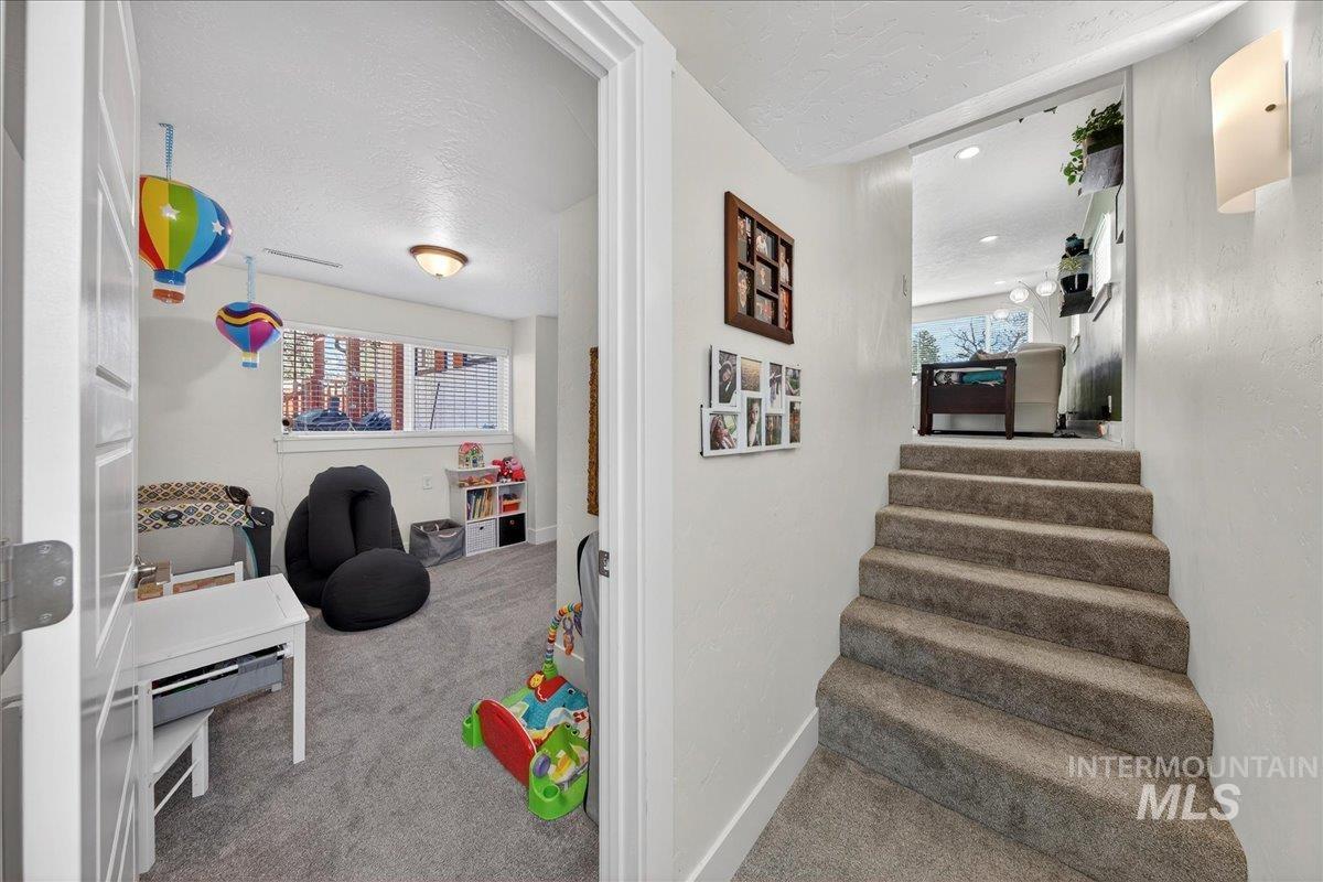 621 N Roosevelt St, Boise, Idaho 83706, 4 Bedrooms, 2 Bathrooms, Residential For Sale, Price $649,900, 98974688