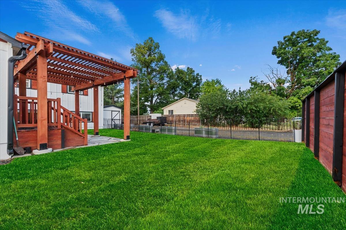 621 N Roosevelt St, Boise, Idaho 83706, 4 Bedrooms, 2 Bathrooms, Residential For Sale, Price $599,000,MLS 98974688