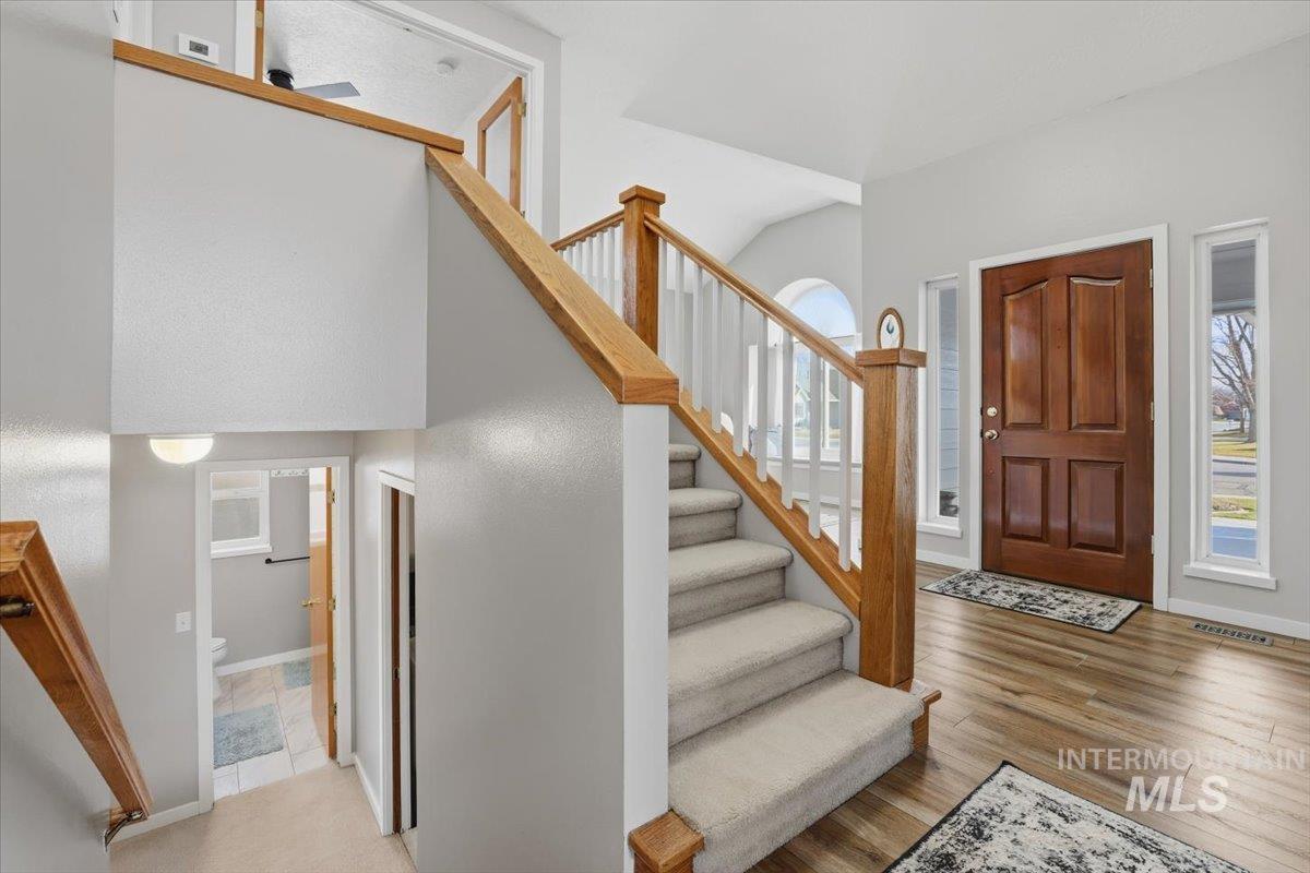 2499 N Lark Ave, Meridian, Idaho 83646, 4 Bedrooms, 2 Bathrooms, Residential For Sale, Price $475,000,MLS 98974690