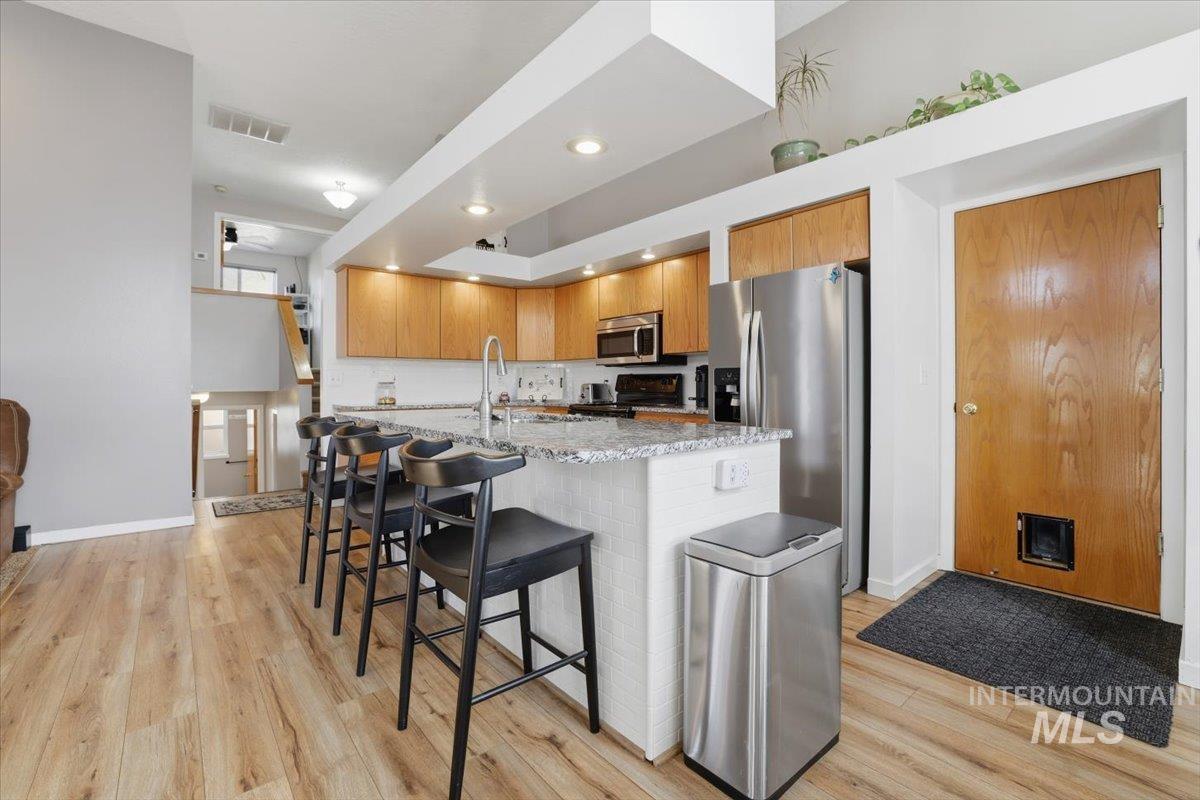 2499 N Lark Ave, Meridian, Idaho 83646, 4 Bedrooms, 2 Bathrooms, Residential For Sale, Price $475,000,MLS 98974690