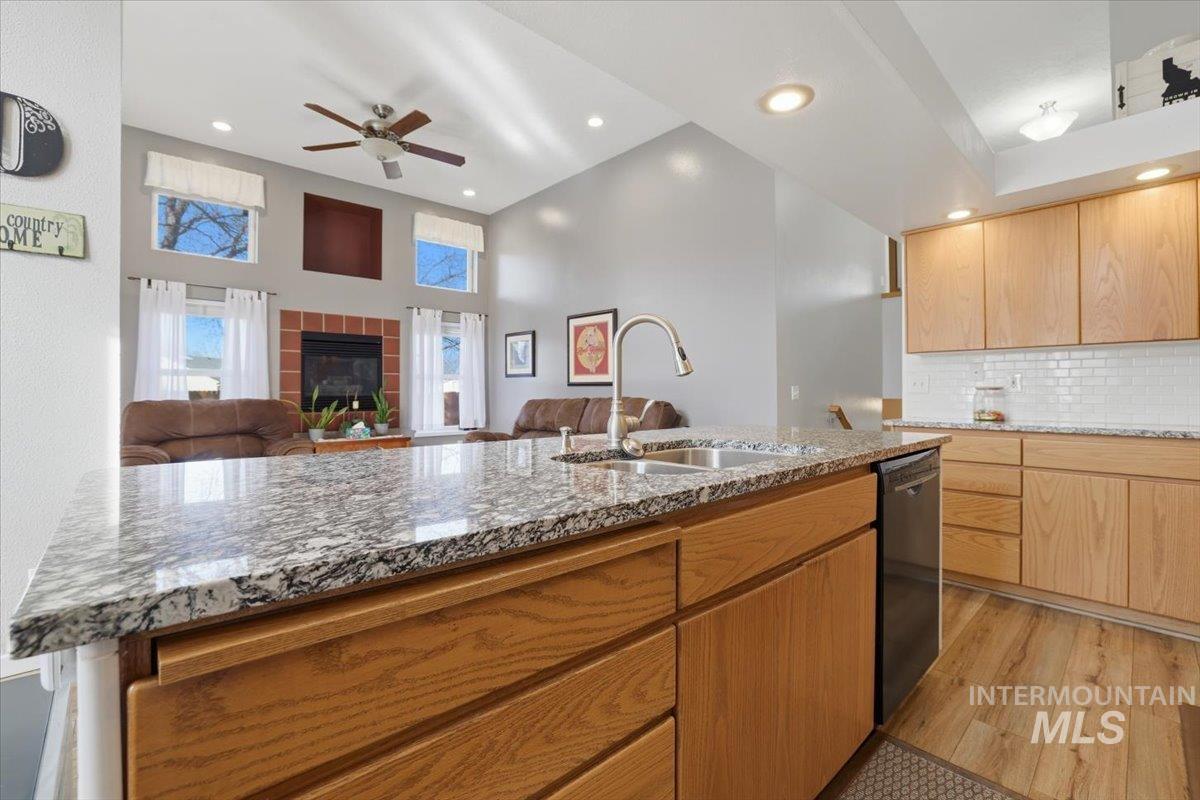 2499 N Lark Ave, Meridian, Idaho 83646, 4 Bedrooms, 2 Bathrooms, Residential For Sale, Price $475,000,MLS 98974690