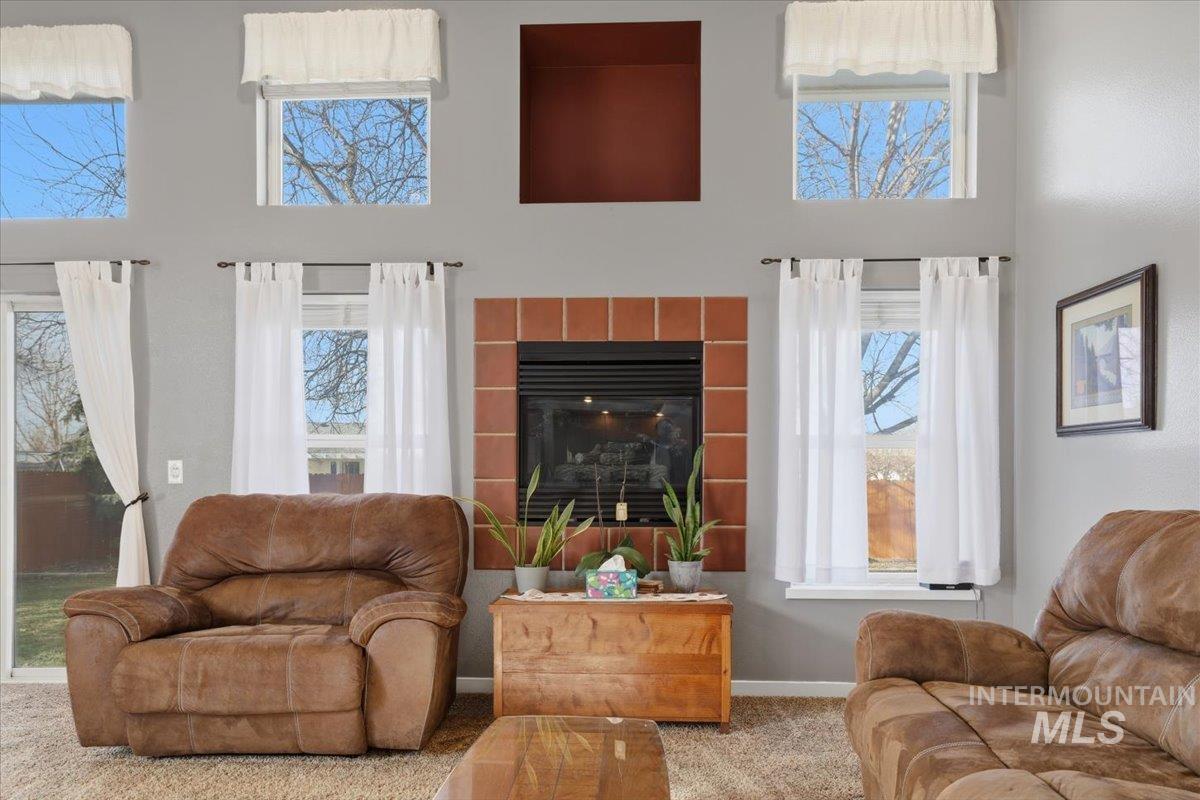 2499 N Lark Ave, Meridian, Idaho 83646, 4 Bedrooms, 2 Bathrooms, Residential For Sale, Price $475,000,MLS 98974690