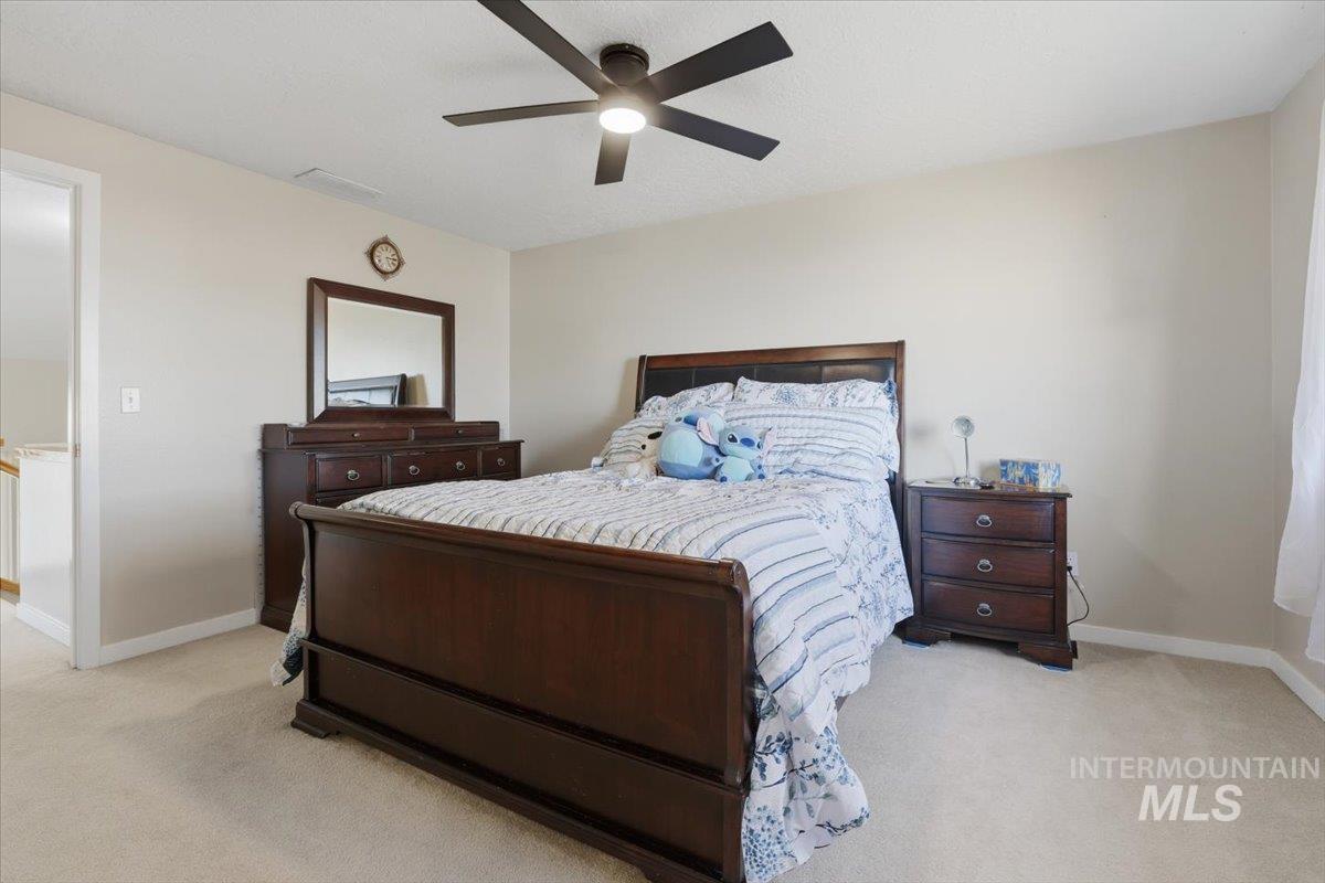 2499 N Lark Ave, Meridian, Idaho 83646, 4 Bedrooms, 2 Bathrooms, Residential For Sale, Price $475,000,MLS 98974690