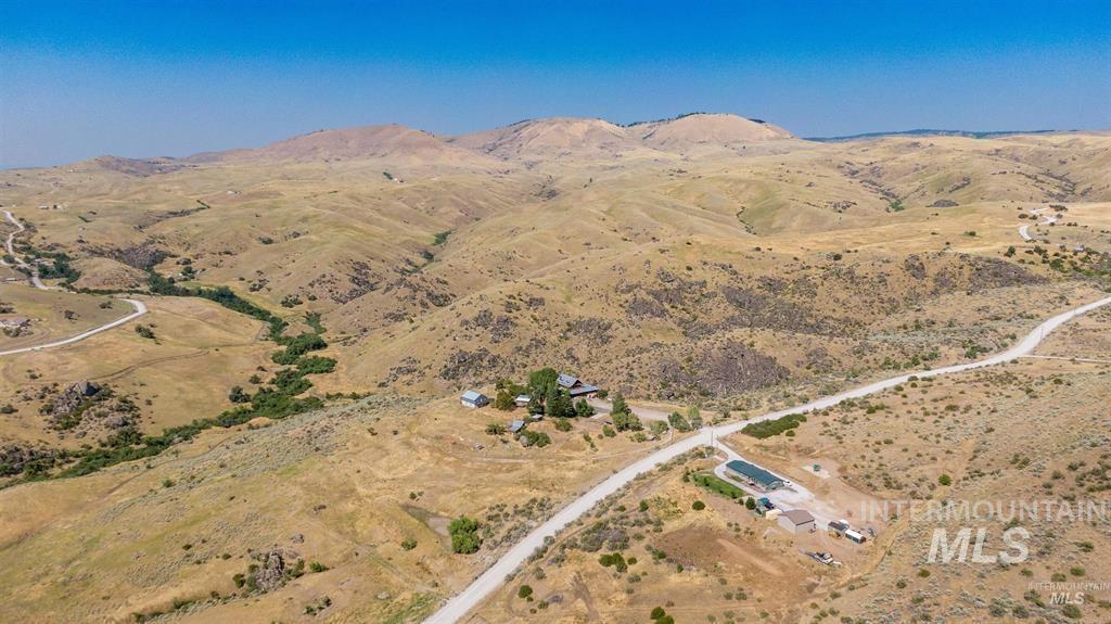 11500 Brownlee Road, Sweet, Idaho 83670, 5 Bedrooms, 4 Bathrooms, Residential For Sale, Price $1,250,000,MLS 98974691