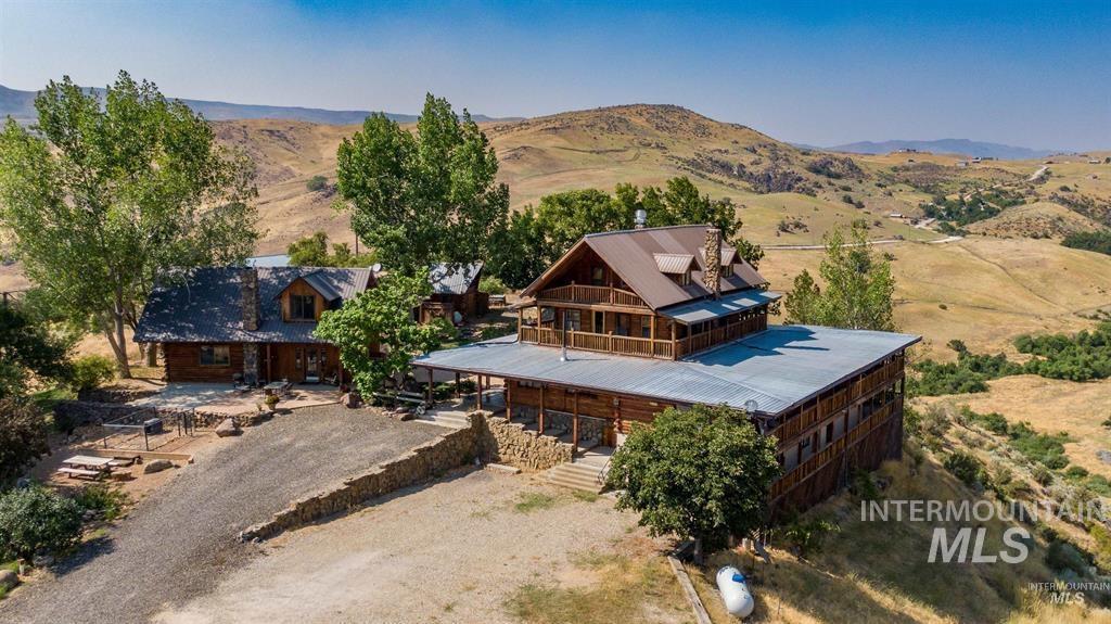 11500 Brownlee Road, Sweet, Idaho 83670, 5 Bedrooms, 4 Bathrooms, Residential For Sale, Price $1,250,000,MLS 98974691