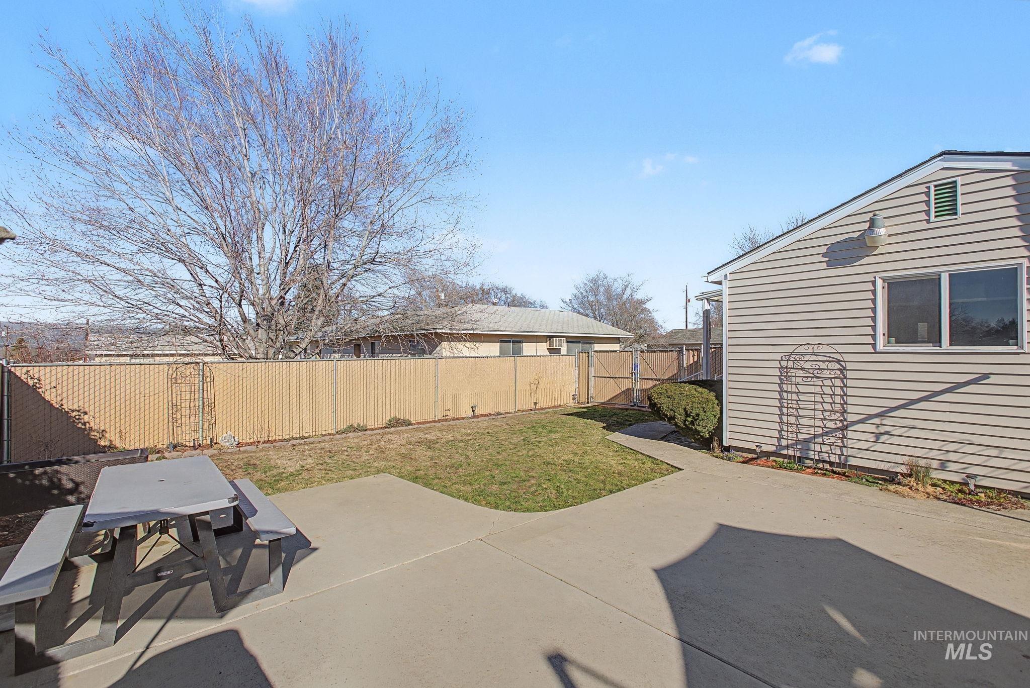 3312 5th St D, Lewiston, Idaho 83501, 2 Bedrooms, 2 Bathrooms, Residential For Sale, Price $319,900,MLS 98974694