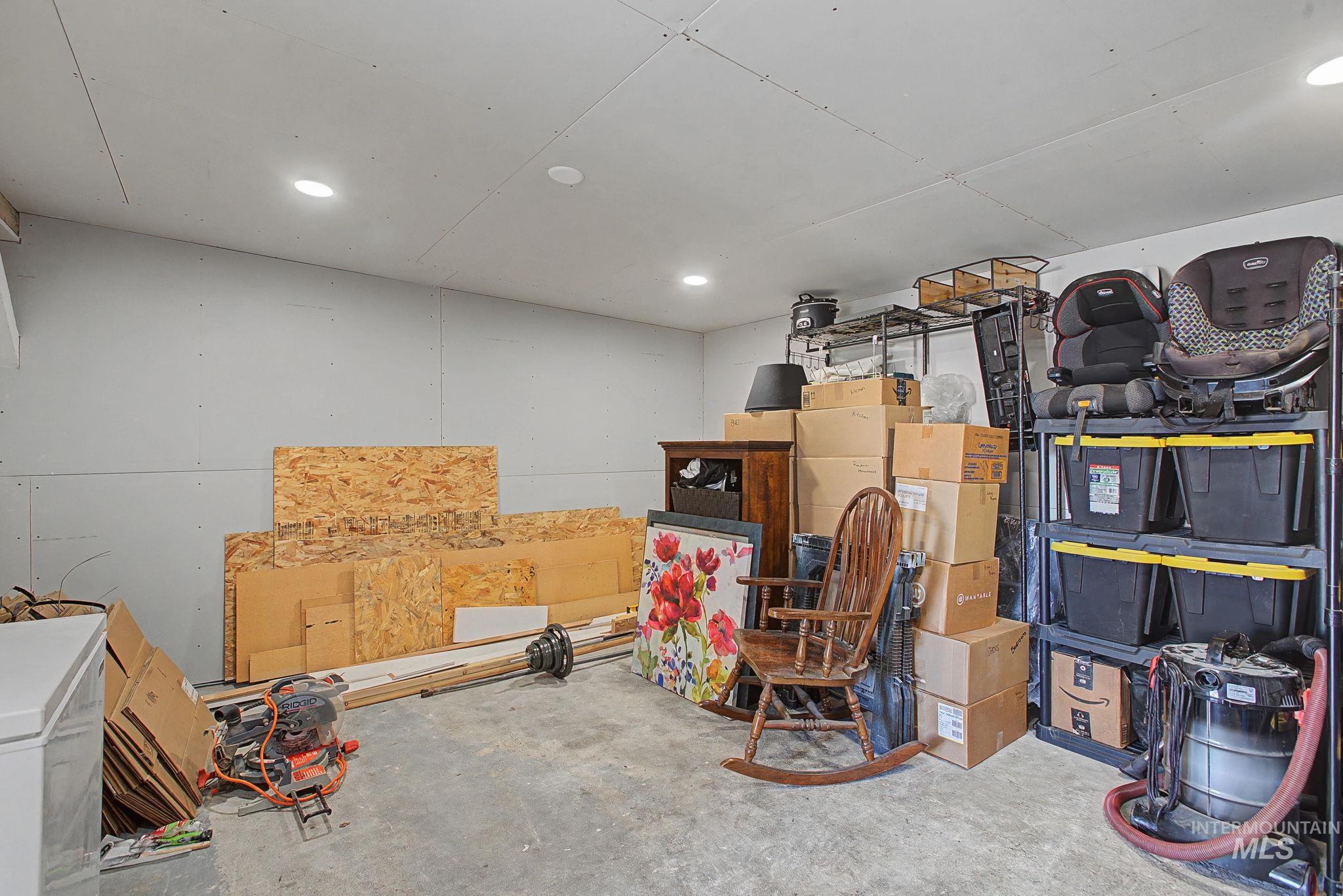 3312 5th St D, Lewiston, Idaho 83501, 2 Bedrooms, 2 Bathrooms, Residential For Sale, Price $319,900,MLS 98974694