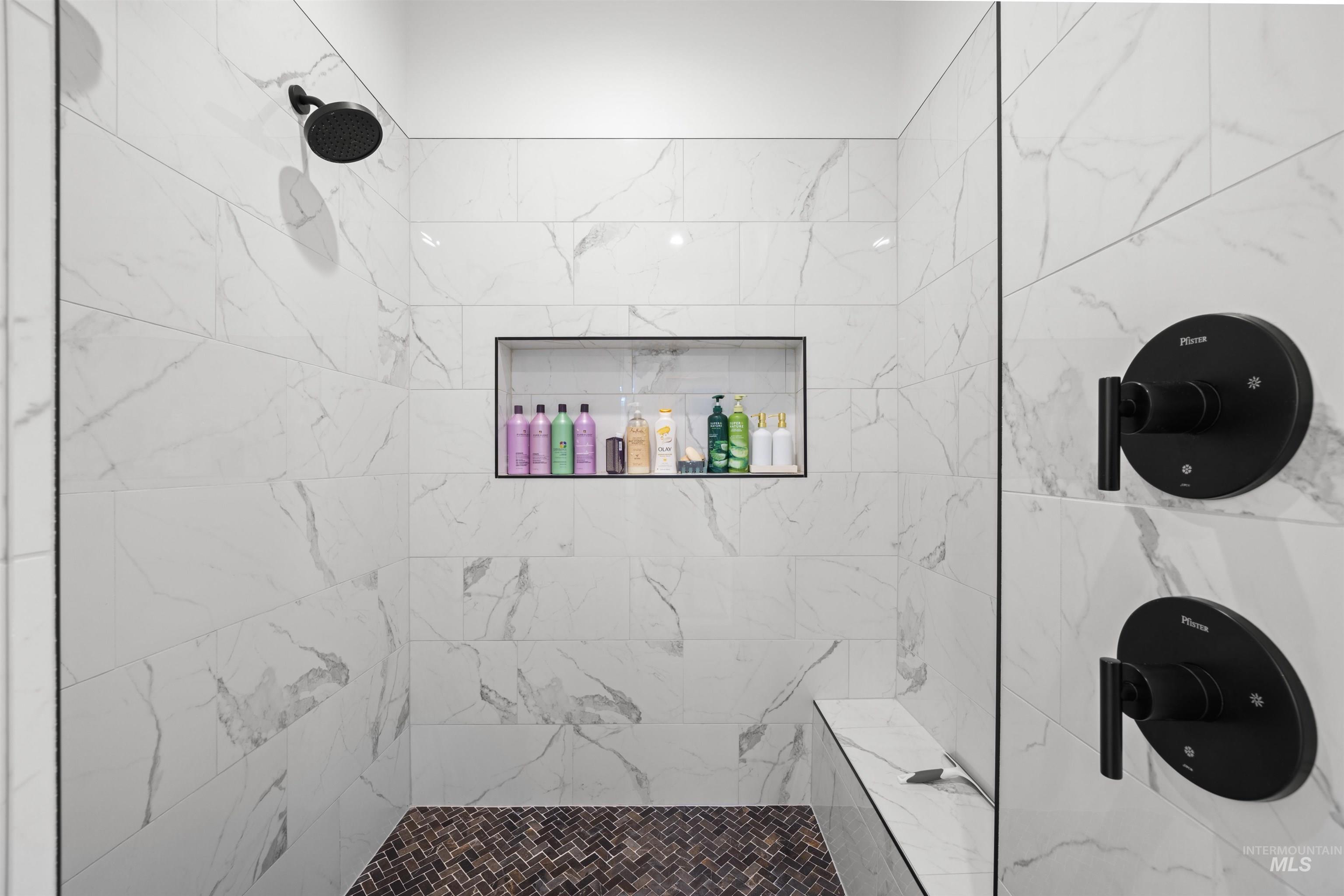 6374 S Bosch Way, Meridian, Idaho 83642-7839, 4 Bedrooms, 4 Bathrooms, Residential For Sale, Price $1,250,000, 98974695