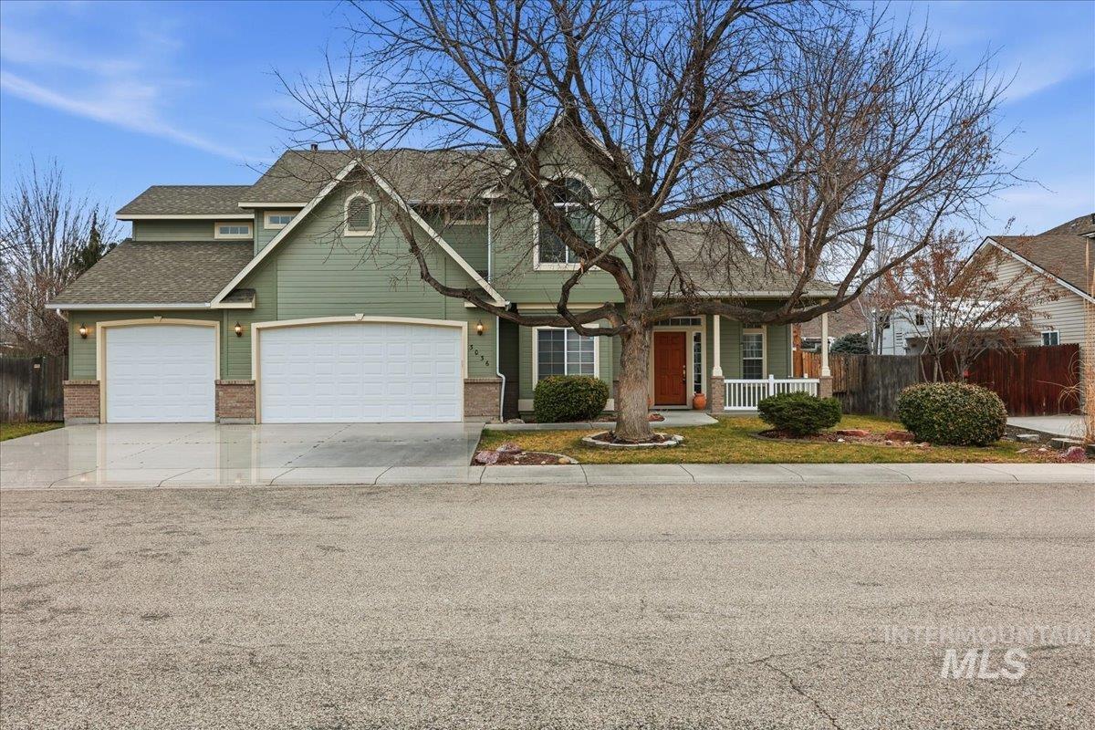 3036 S Grimes Creek Ave, Meridian, Idaho 83642, 4 Bedrooms, 2.5 Bathrooms, Residential For Sale, Price $599,999,MLS 98974696