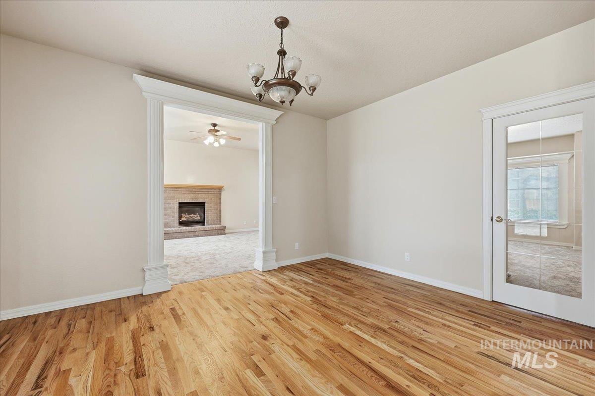 3036 S Grimes Creek Ave, Meridian, Idaho 83642, 4 Bedrooms, 2.5 Bathrooms, Residential For Sale, Price $599,999,MLS 98974696