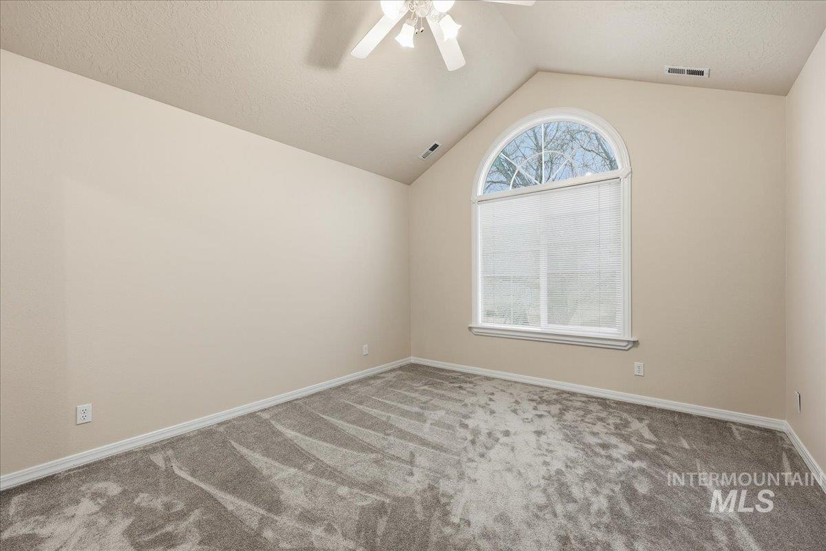 3036 S Grimes Creek Ave, Meridian, Idaho 83642, 4 Bedrooms, 2.5 Bathrooms, Residential For Sale, Price $599,999,MLS 98974696