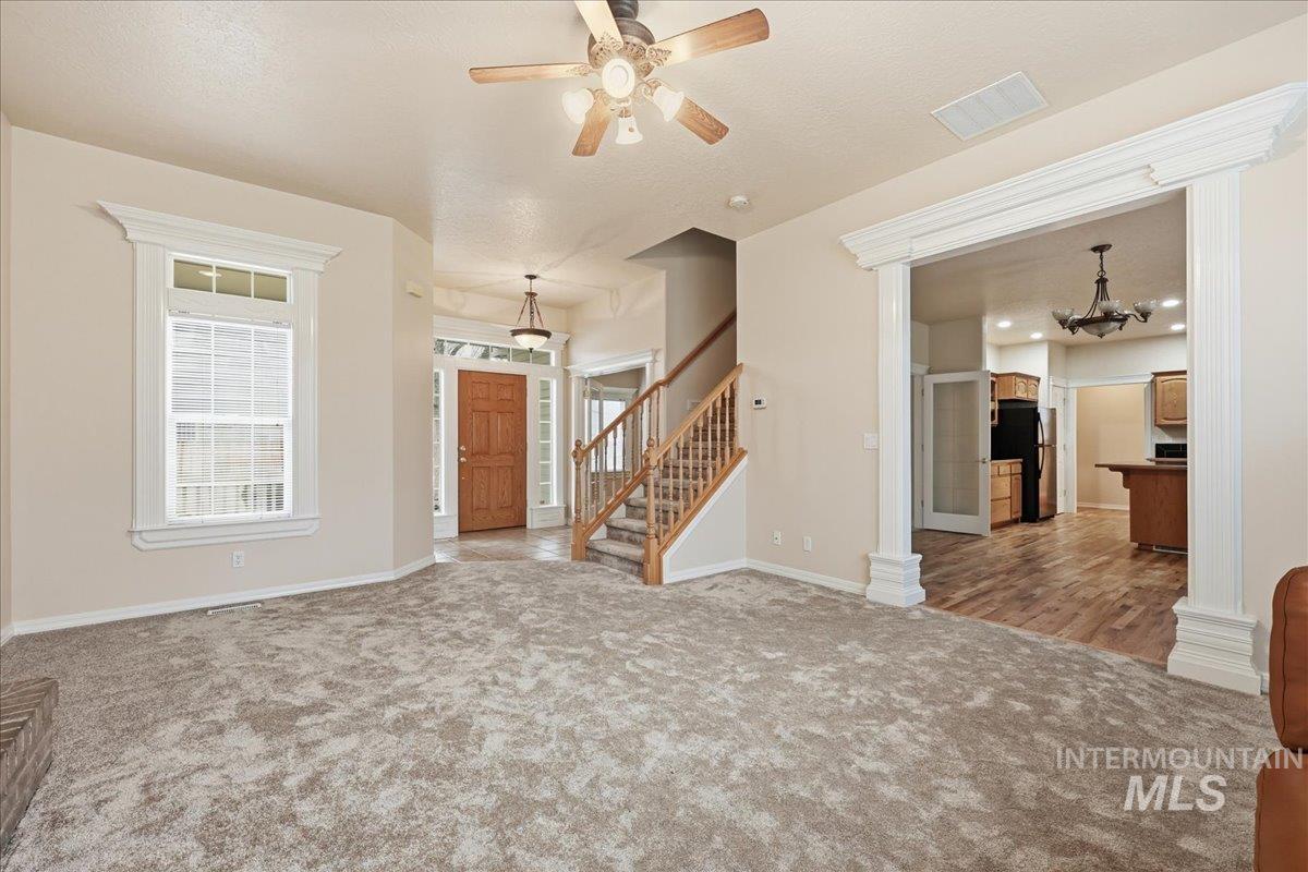 3036 S Grimes Creek Ave, Meridian, Idaho 83642, 4 Bedrooms, 2.5 Bathrooms, Residential For Sale, Price $599,999,MLS 98974696