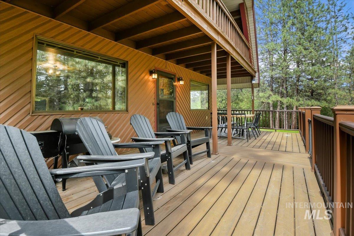 76 W Castle Creek Rd, Garden Valley, Idaho 83622, 3 Bedrooms, 3 Bathrooms, Residential For Sale, Price $699,900,MLS 98974697