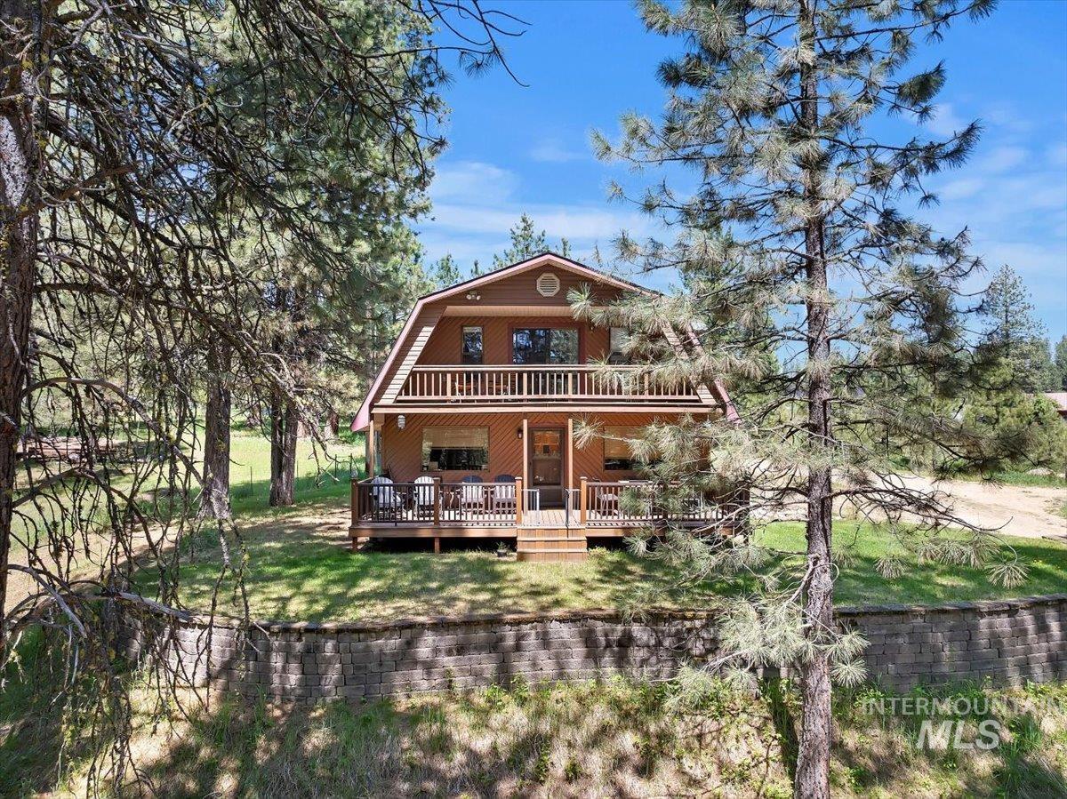 76 W Castle Creek Rd, Garden Valley, Idaho 83622, 3 Bedrooms, 3 Bathrooms, Residential For Sale, Price $699,900,MLS 98974697