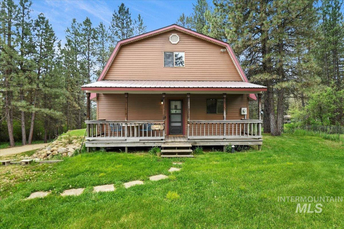76 W Castle Creek Rd, Garden Valley, Idaho 83622, 3 Bedrooms, 3 Bathrooms, Residential For Sale, Price $699,900,MLS 98974697