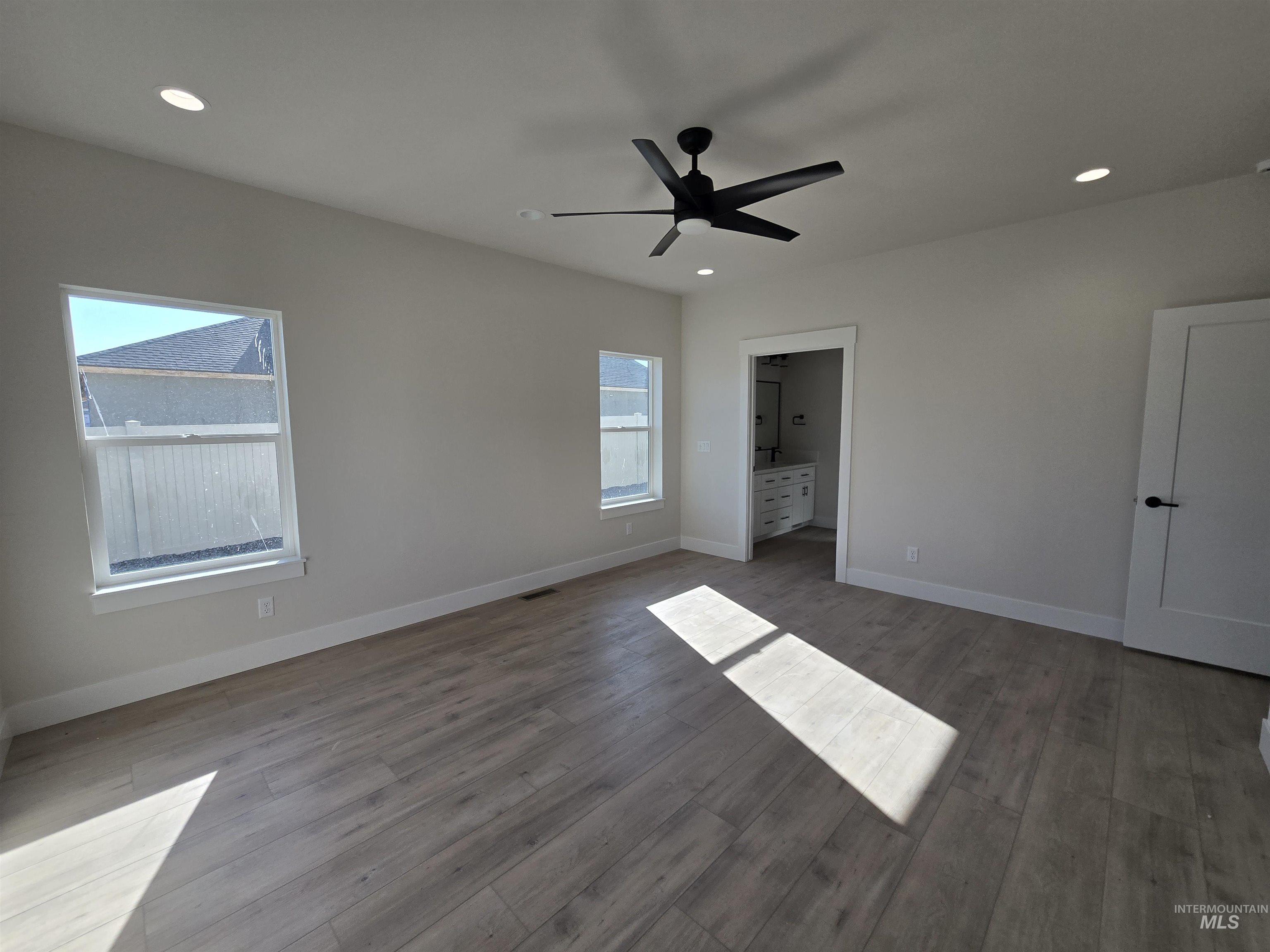 976 Canal Street, Twin Falls, Idaho 83301, 4 Bedrooms, 2 Bathrooms, Residential For Sale, Price $435,000,MLS 98974699