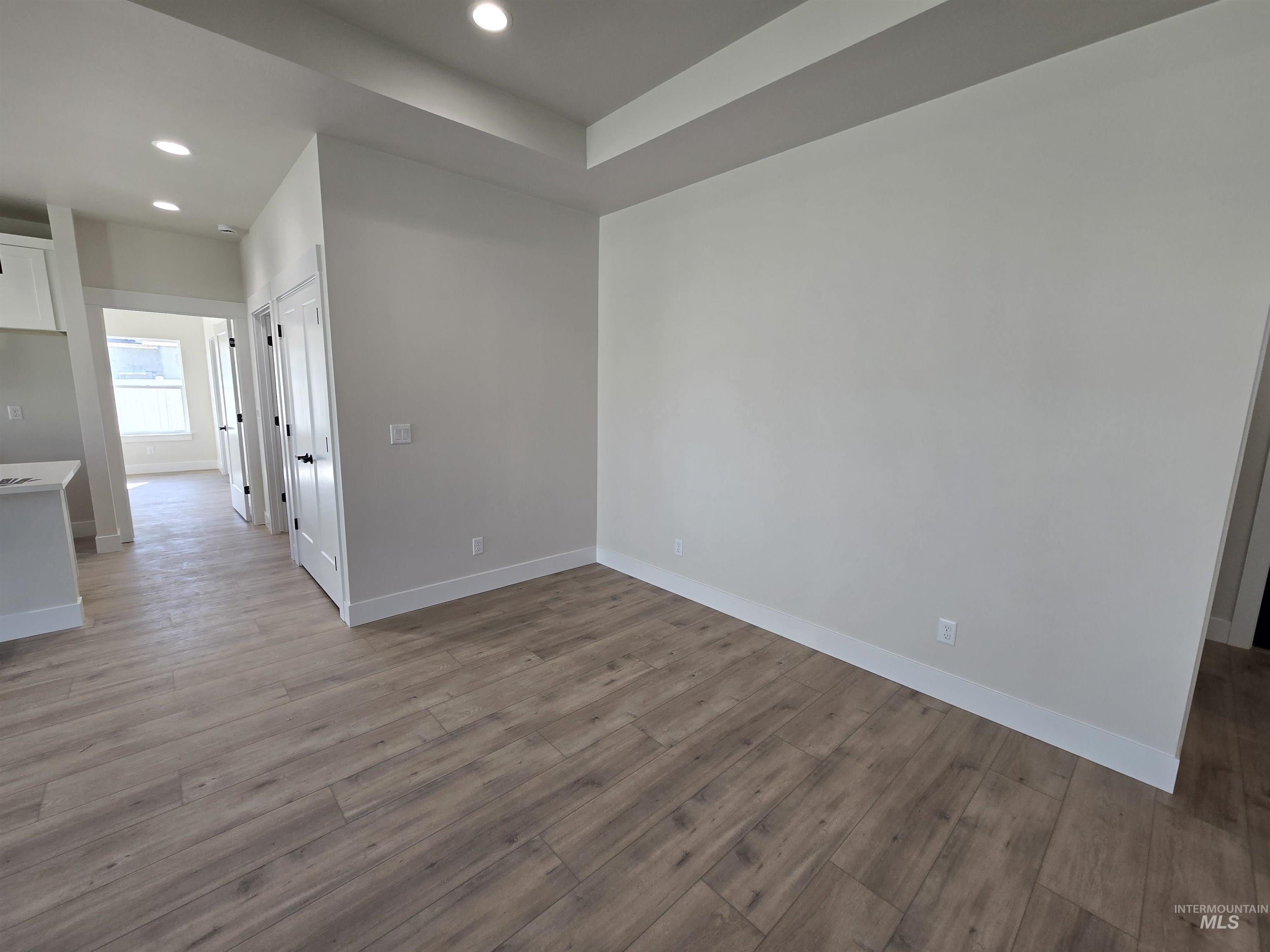 976 Canal Street, Twin Falls, Idaho 83301, 4 Bedrooms, 2 Bathrooms, Residential For Sale, Price $435,000,MLS 98974699