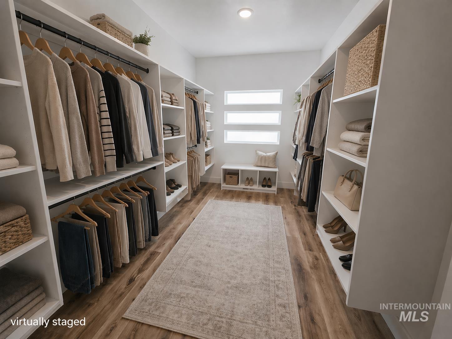 962 Canal Street, Twin Falls, Idaho 83301, 4 Bedrooms, 2 Bathrooms, Residential For Sale, Price $500,000,MLS 98974701