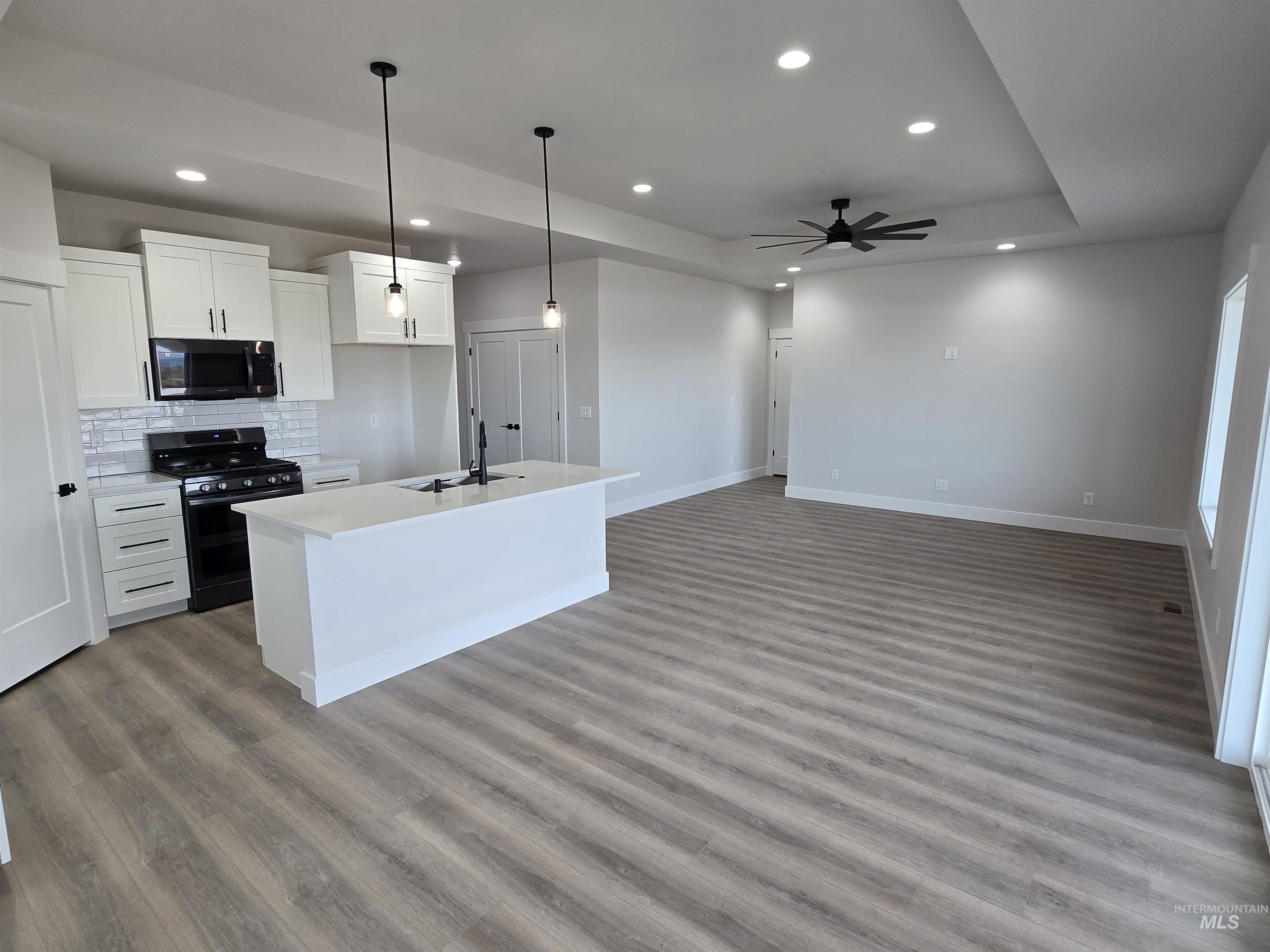 3086 Orion Ave, Twin Falls, Idaho 83301, 3 Bedrooms, 2 Bathrooms, Residential For Sale, Price $405,000,MLS 98974704