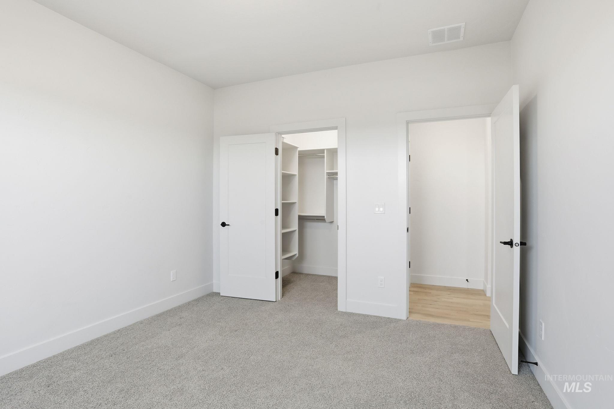 6612 S Zenith Avenue, Meridian, Idaho 83642, 3 Bedrooms, 2 Bathrooms, Residential For Sale, Price $649,900,MLS 98974707