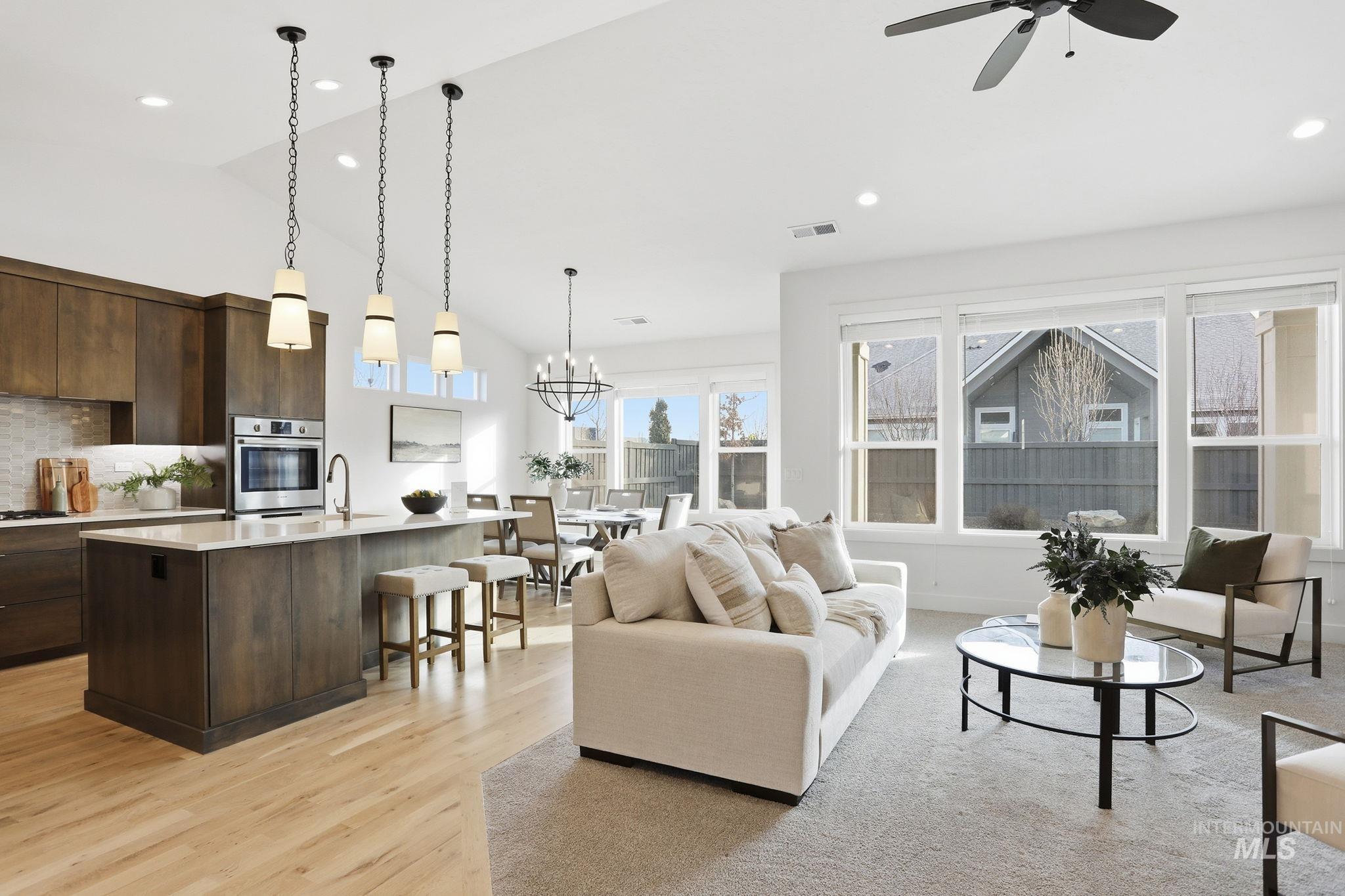 6612 S Zenith Avenue, Meridian, Idaho 83642, 3 Bedrooms, 2 Bathrooms, Residential For Sale, Price $649,900,MLS 98974707