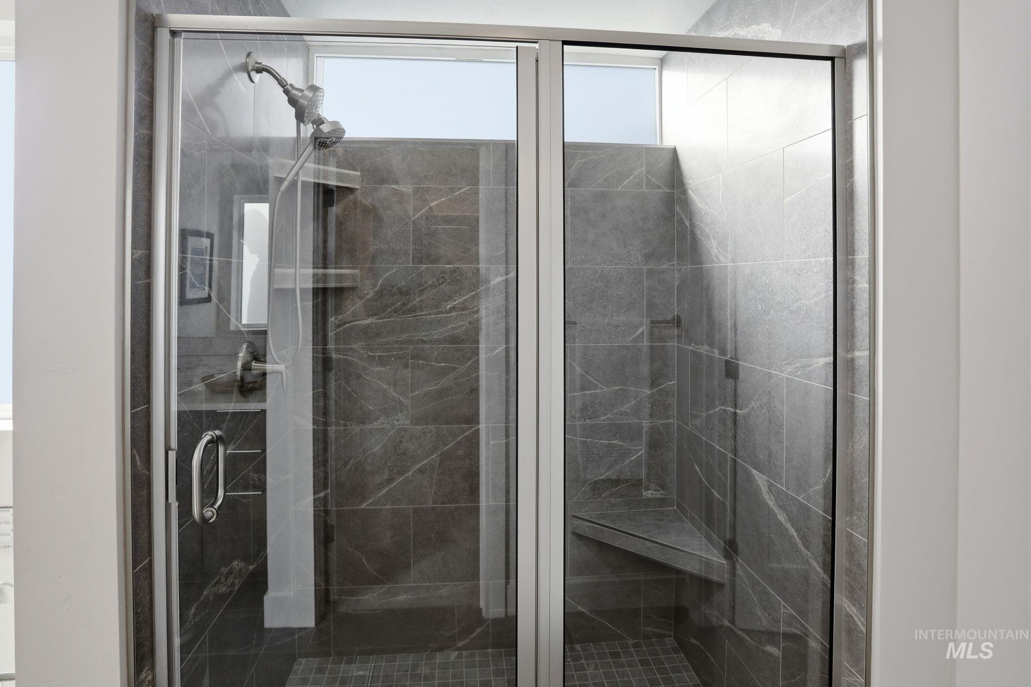 6612 S Zenith Avenue, Meridian, Idaho 83642, 3 Bedrooms, 2 Bathrooms, Residential For Sale, Price $649,900,MLS 98974707