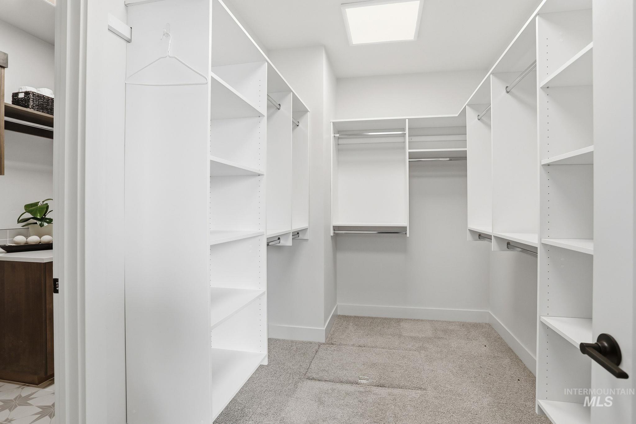 6612 S Zenith Avenue, Meridian, Idaho 83642, 3 Bedrooms, 2 Bathrooms, Residential For Sale, Price $649,900,MLS 98974707