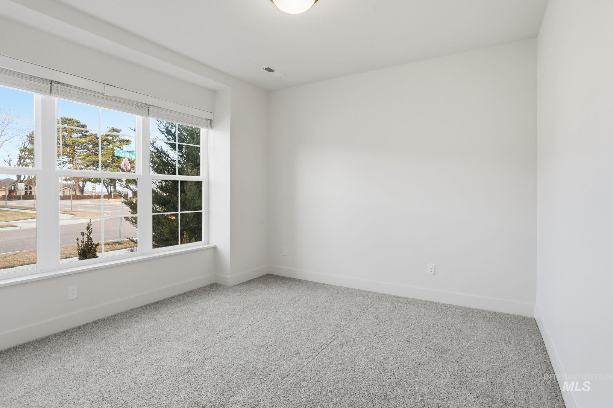 6612 S Zenith Avenue, Meridian, Idaho 83642, 3 Bedrooms, 2 Bathrooms, Residential For Sale, Price $649,900,MLS 98974707