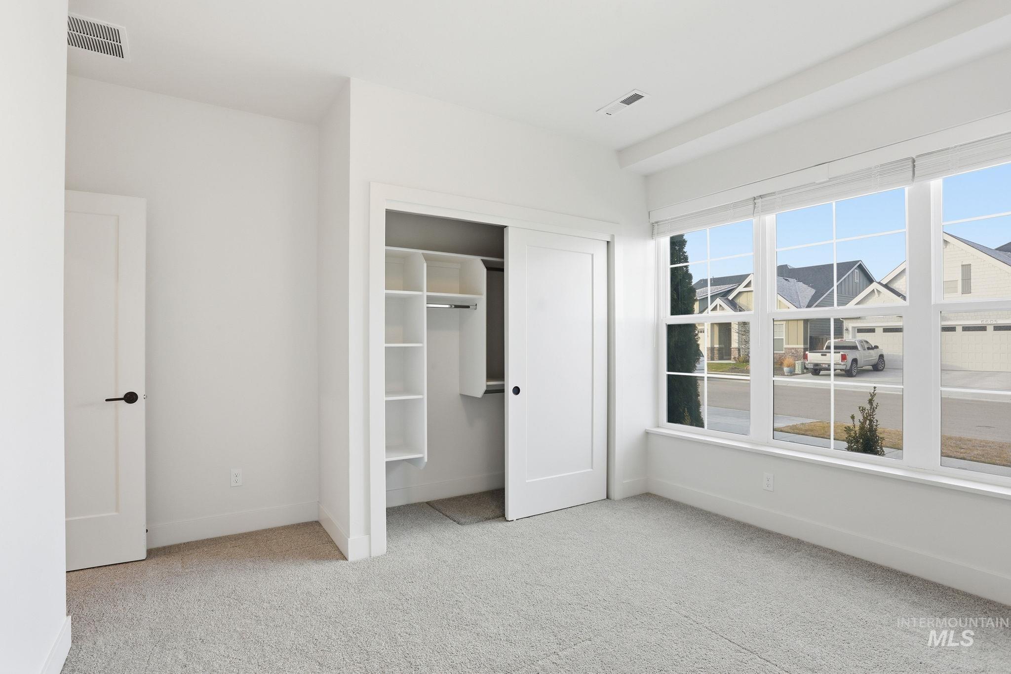 6612 S Zenith Avenue, Meridian, Idaho 83642, 3 Bedrooms, 2 Bathrooms, Residential For Sale, Price $649,900,MLS 98974707