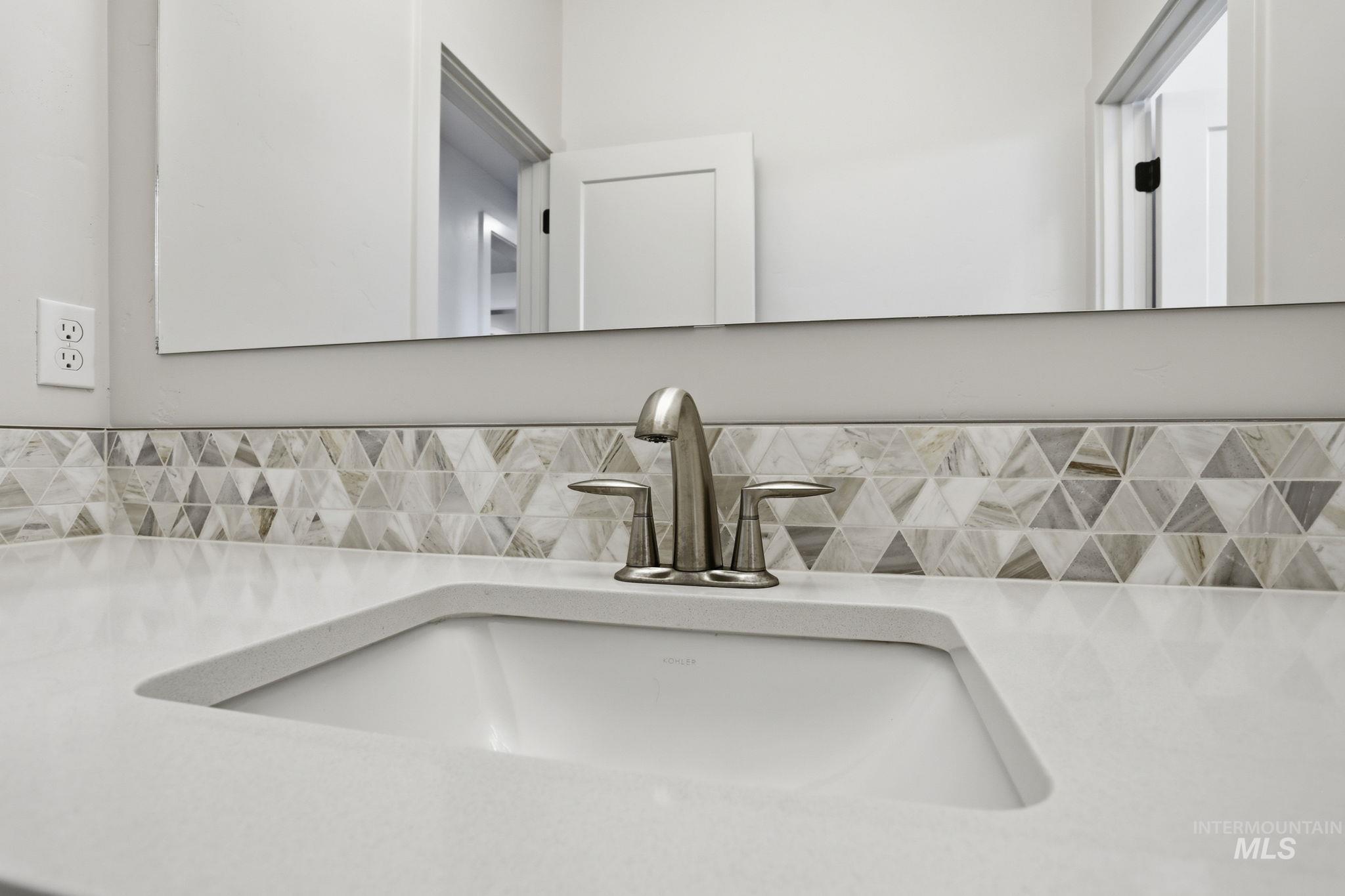 6612 S Zenith Avenue, Meridian, Idaho 83642, 3 Bedrooms, 2 Bathrooms, Residential For Sale, Price $649,900,MLS 98974707