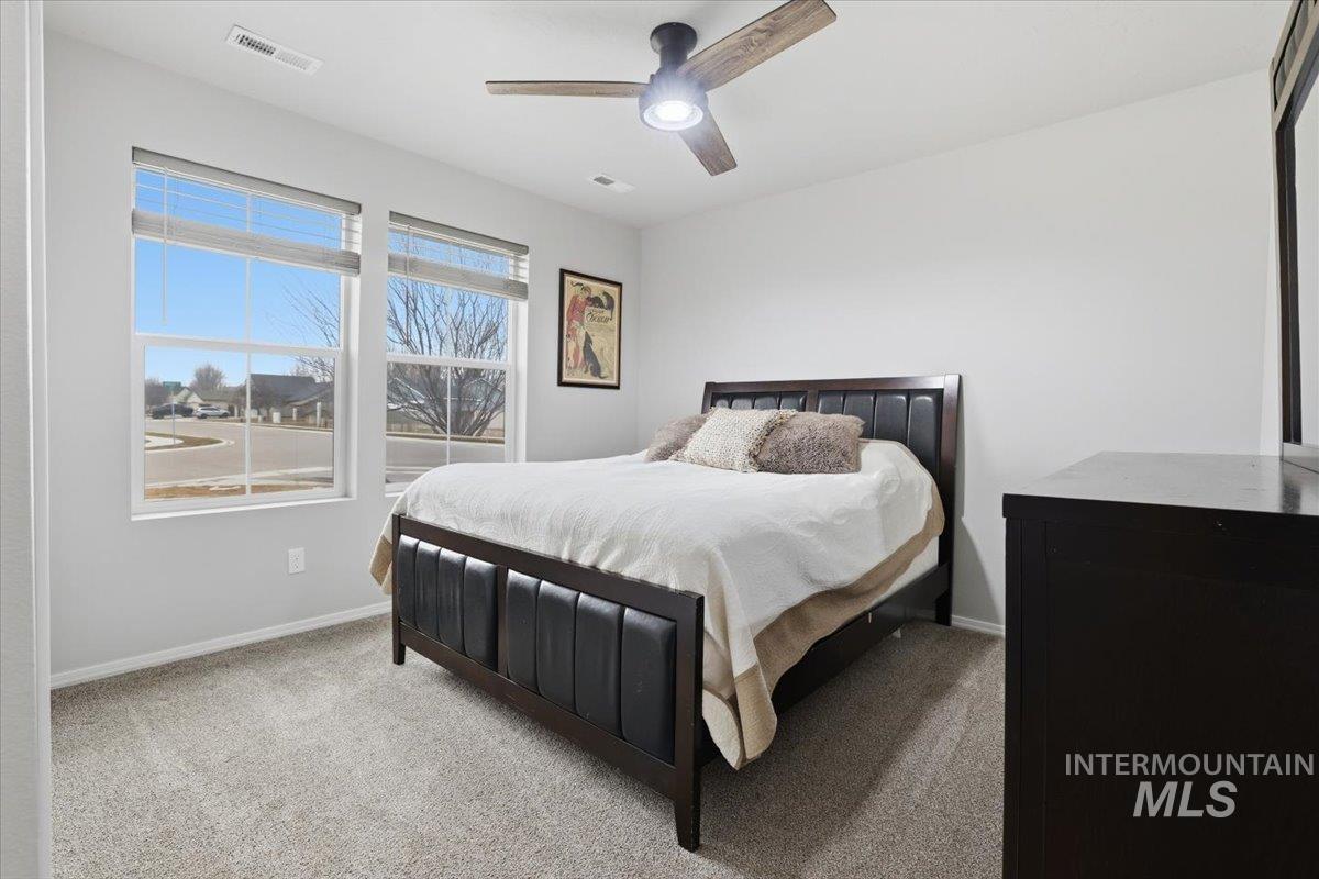 1324 Gold St., Middleton, Idaho 83644, 3 Bedrooms, 2 Bathrooms, Residential For Sale, Price $425,000,MLS 98974709